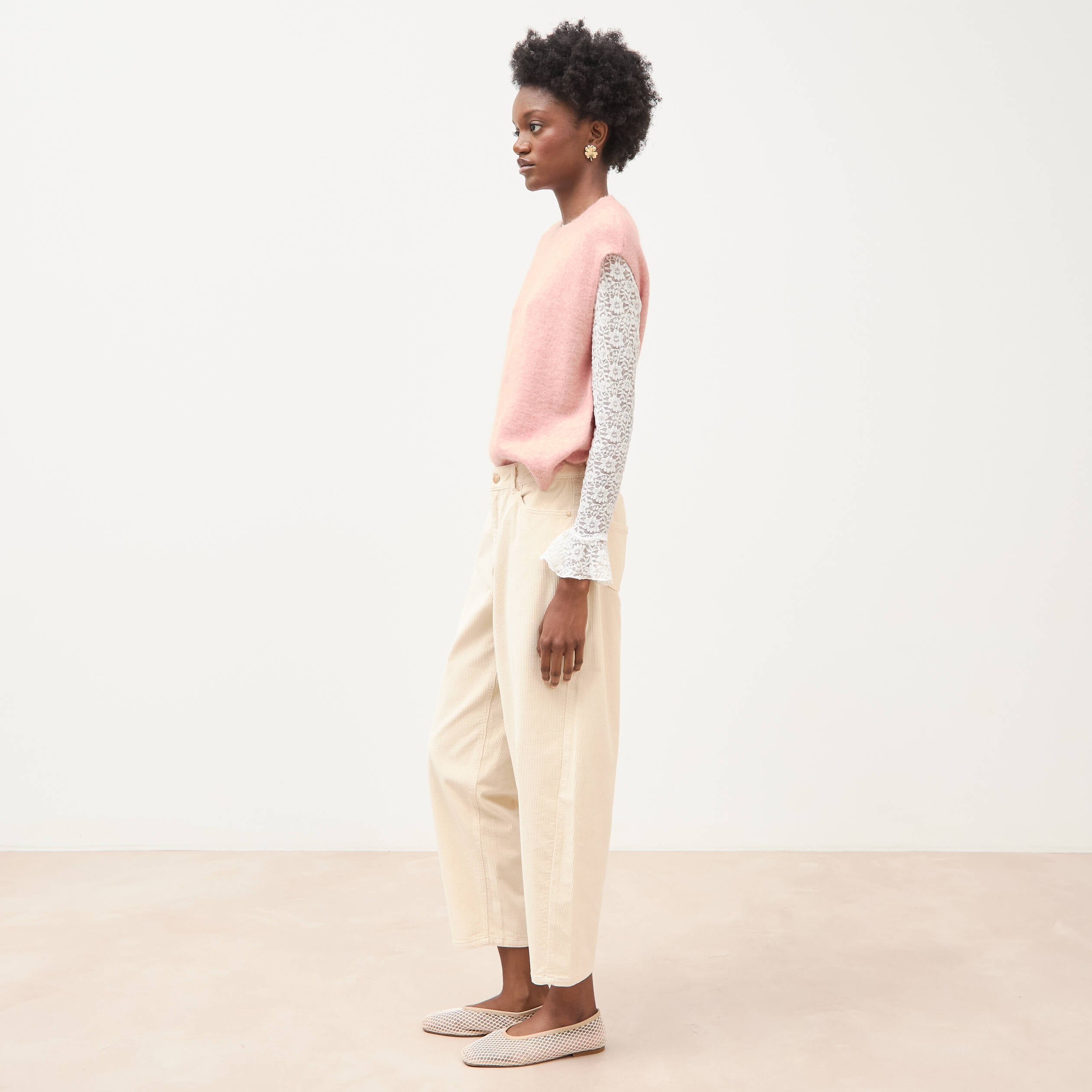 Pantalon taille haute velours resserr&eacute; ivoire femme