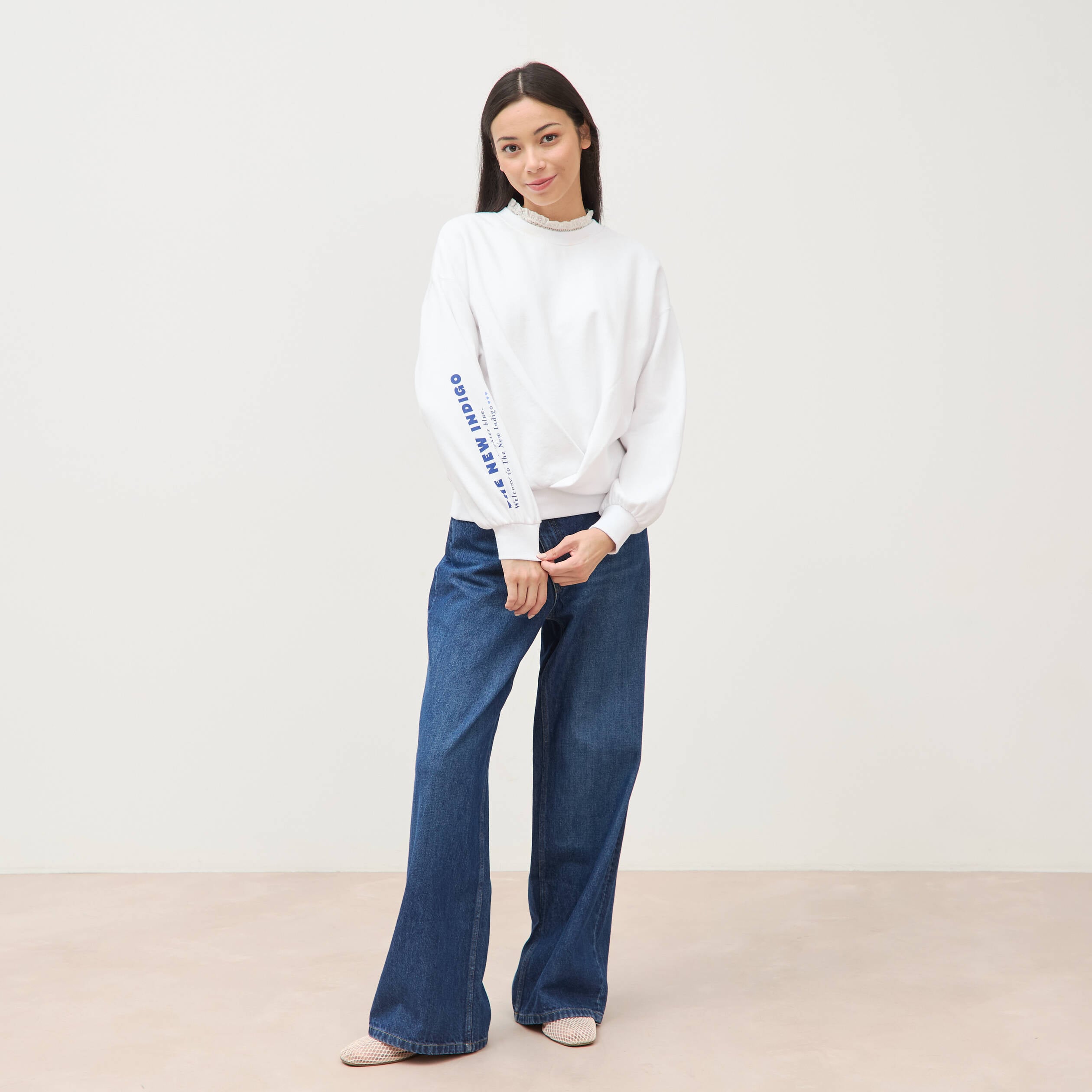 Sweat droit col rond manches longues blanc femme