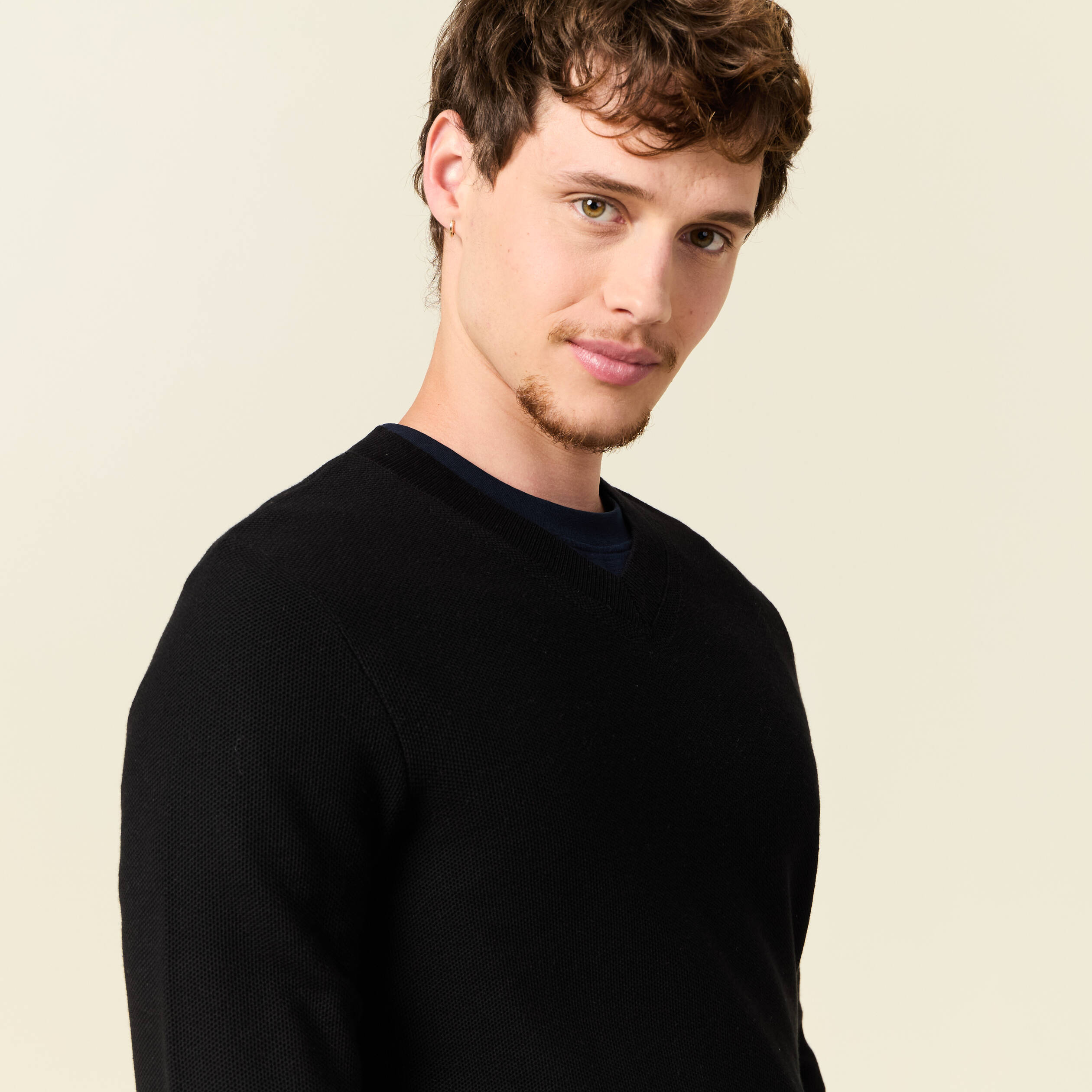 pull col v noir homme Pull col V noir homme