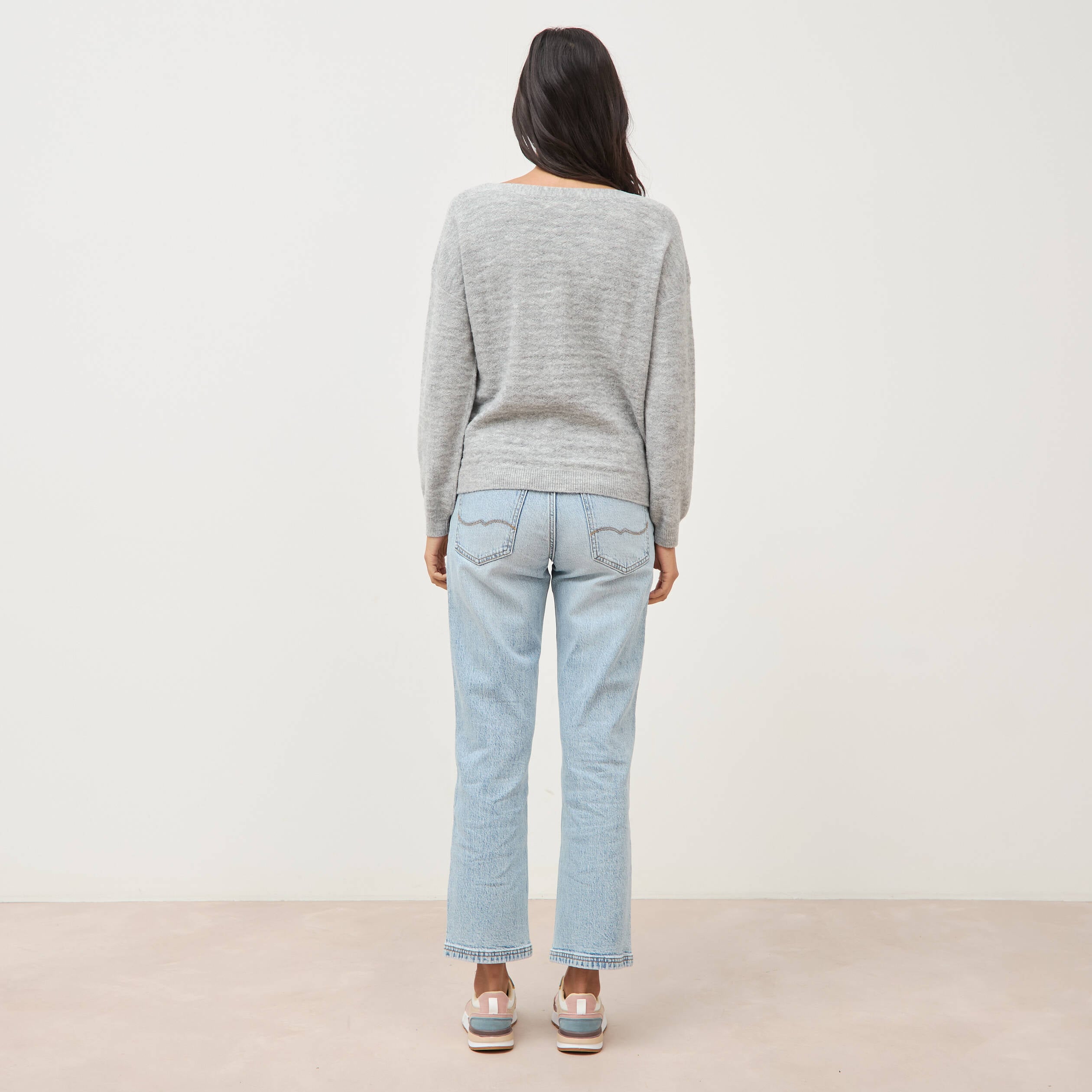 Pull manches longues col bateau gris femme