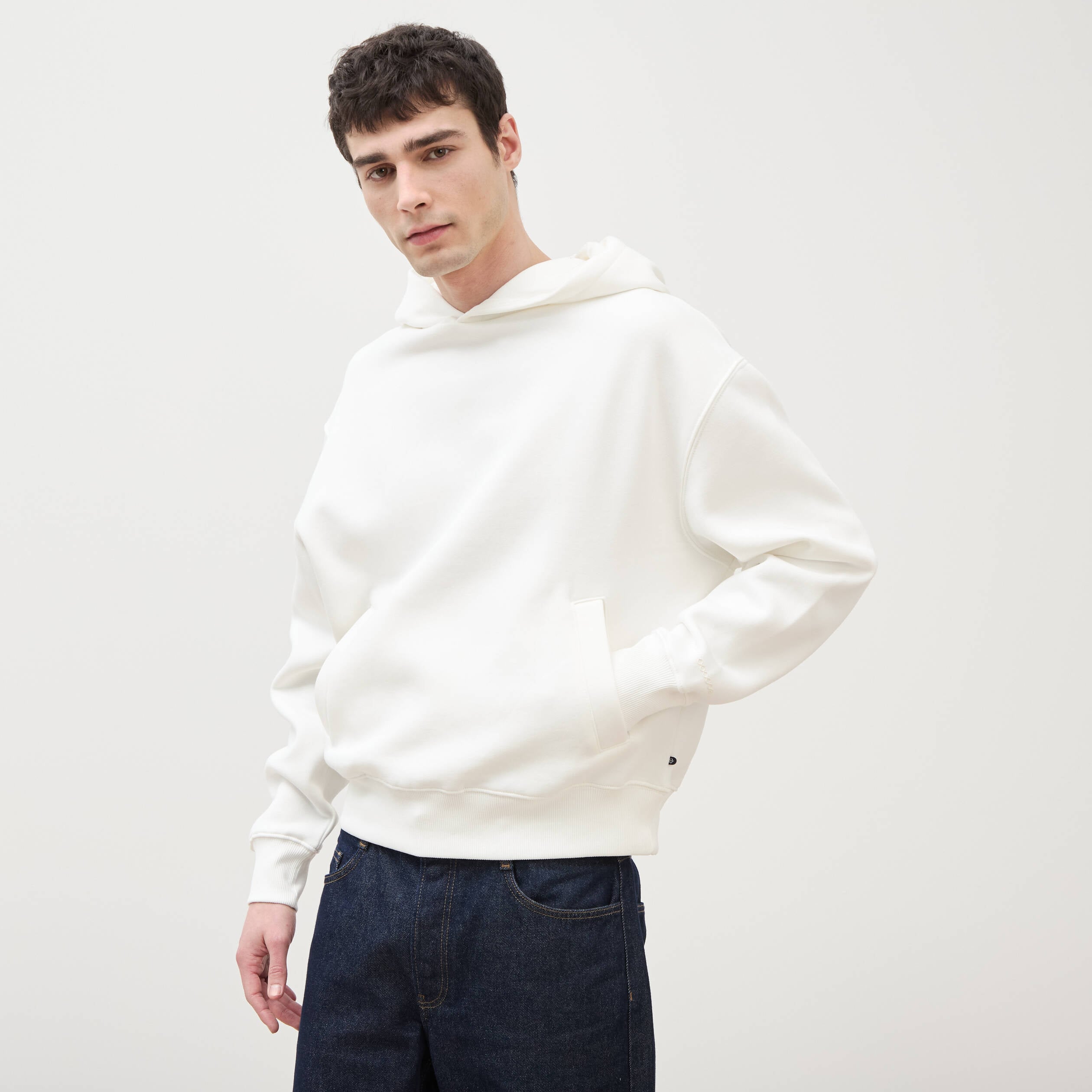 Sweat &agrave; capuche manches longues ecru homme