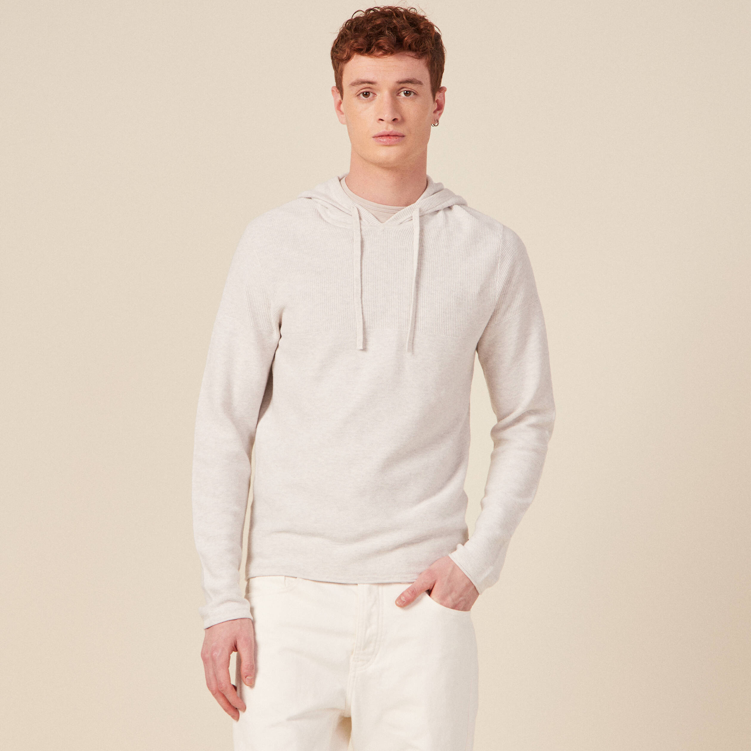 pull a capuche ecru homme Pull à capuche ecru homme
