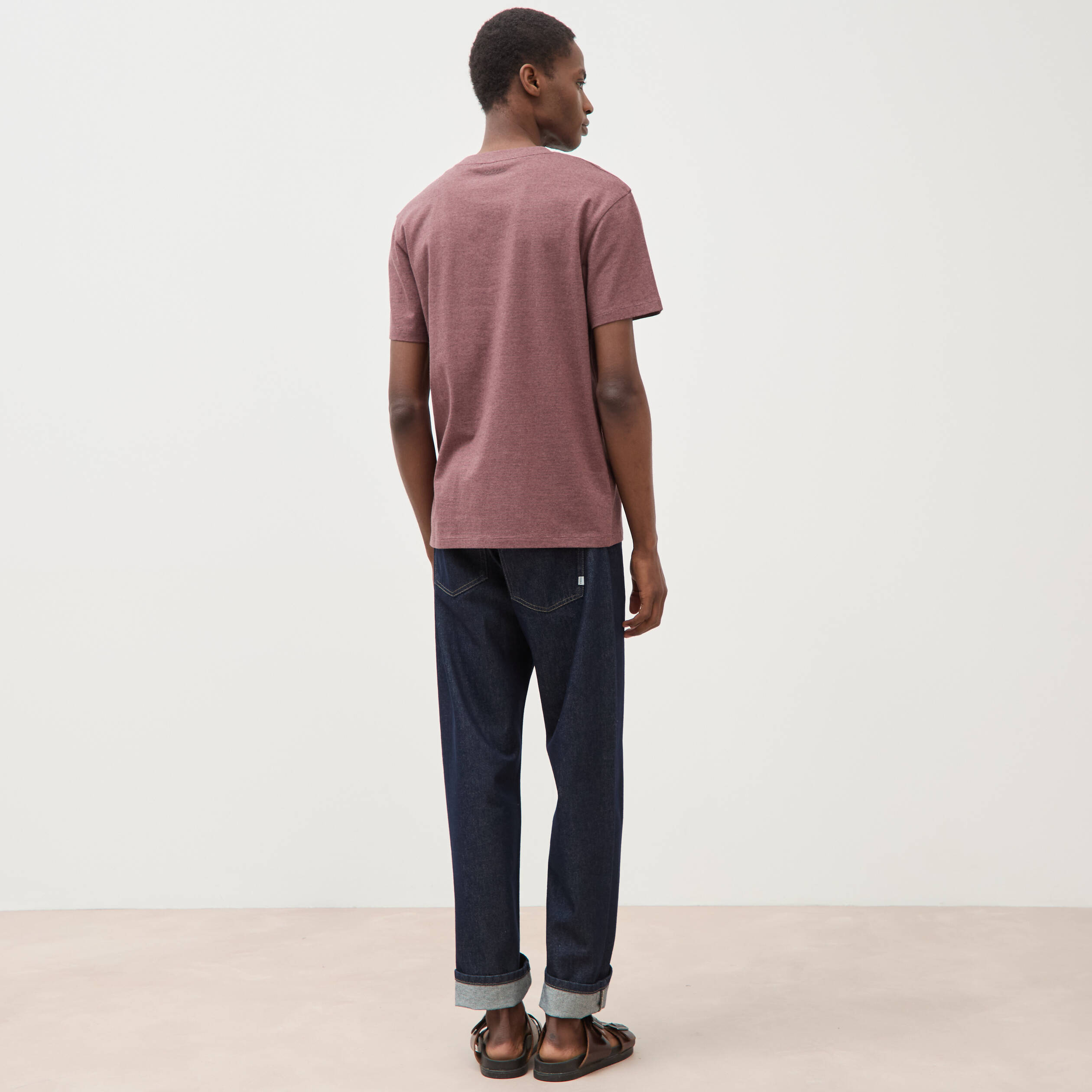 T-shirt cintr&eacute; col rond manches courtes vieux rose homme