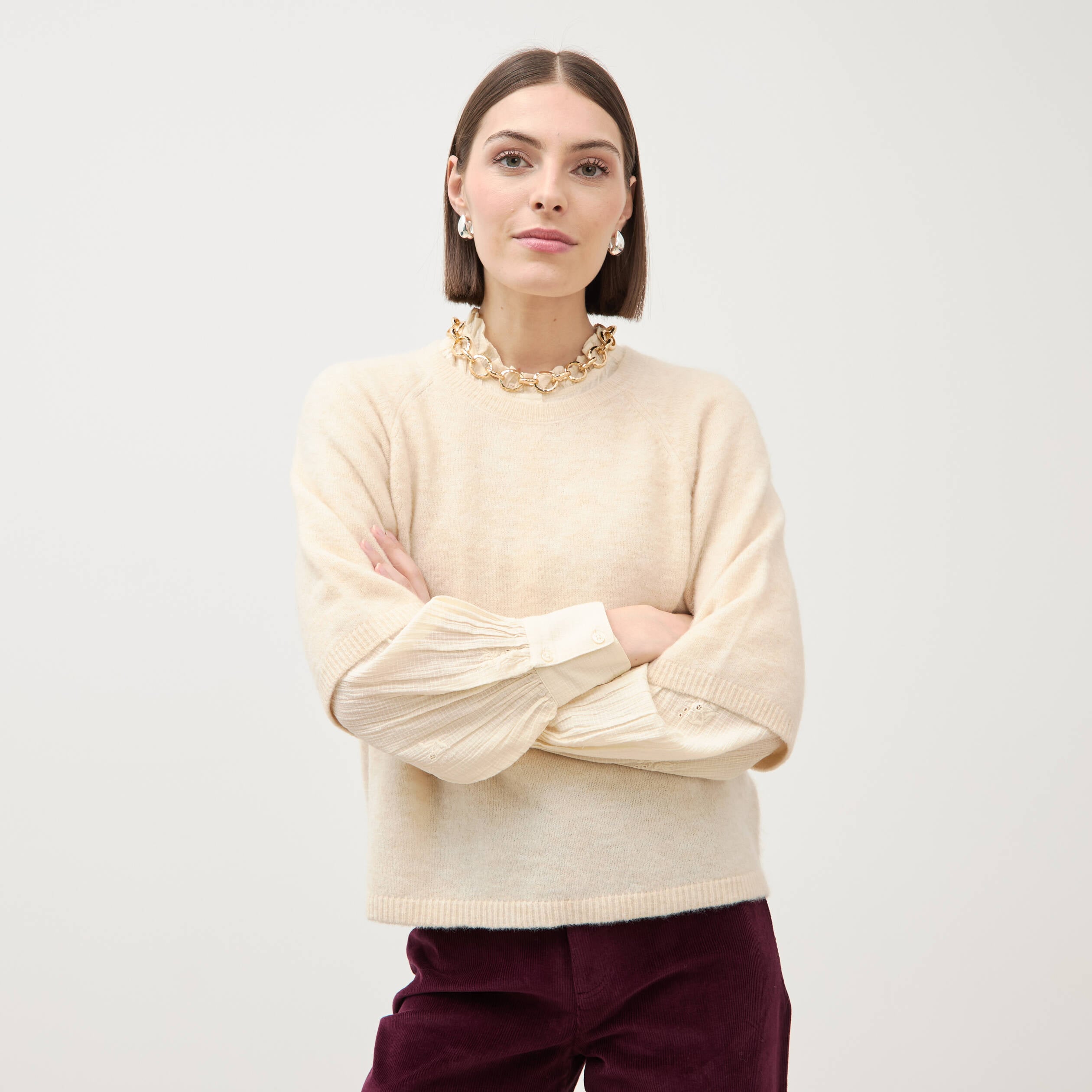 Pull droit court col v manches courtes ivoire femme