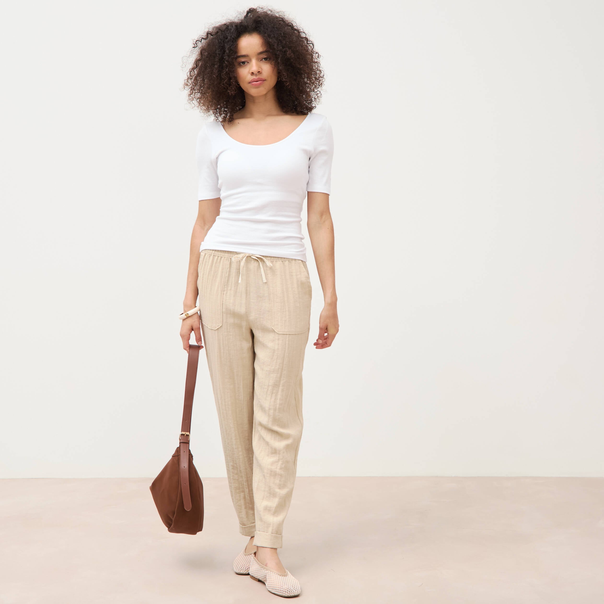 T-shirt ajust&eacute; avec brassi&egrave;re int&eacute;gr&eacute;e blanc femme
