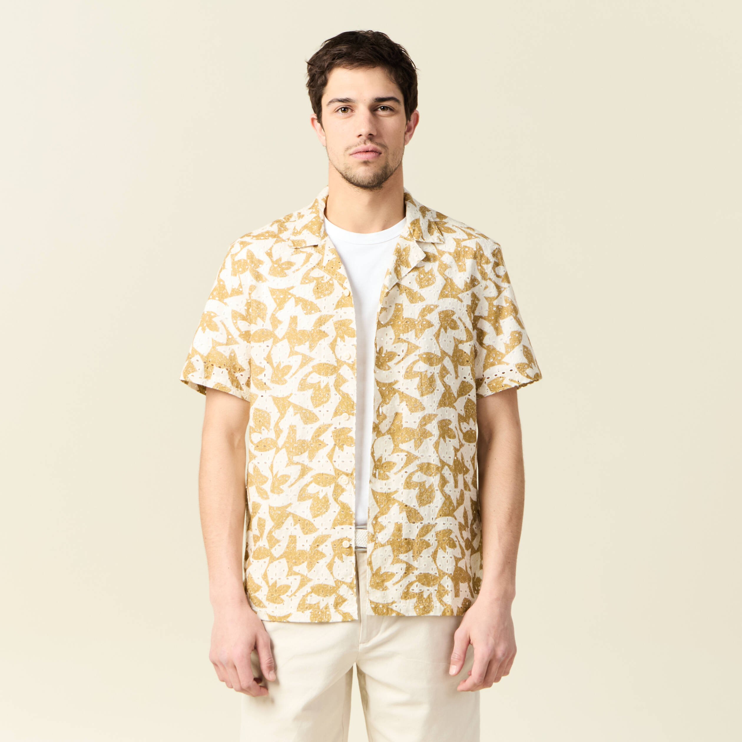 chemise manches courtes brodee blanc homme Chemise manches courtes brodée blanc homme