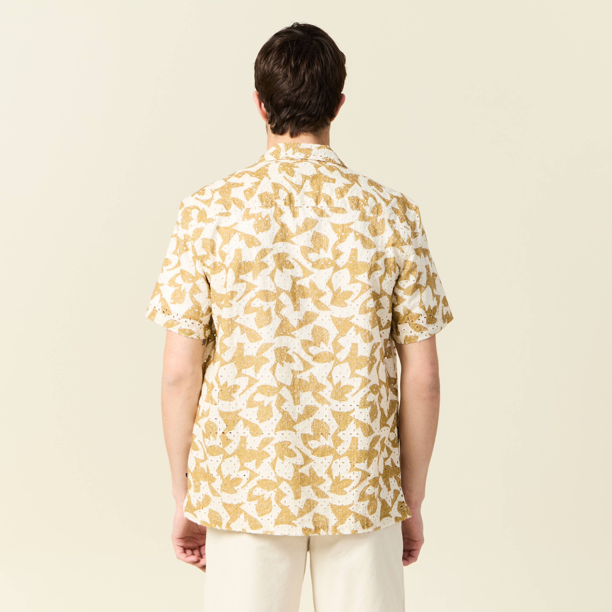 chemise manches courtes brodee blanc homme Chemise manches courtes brodée blanc homme