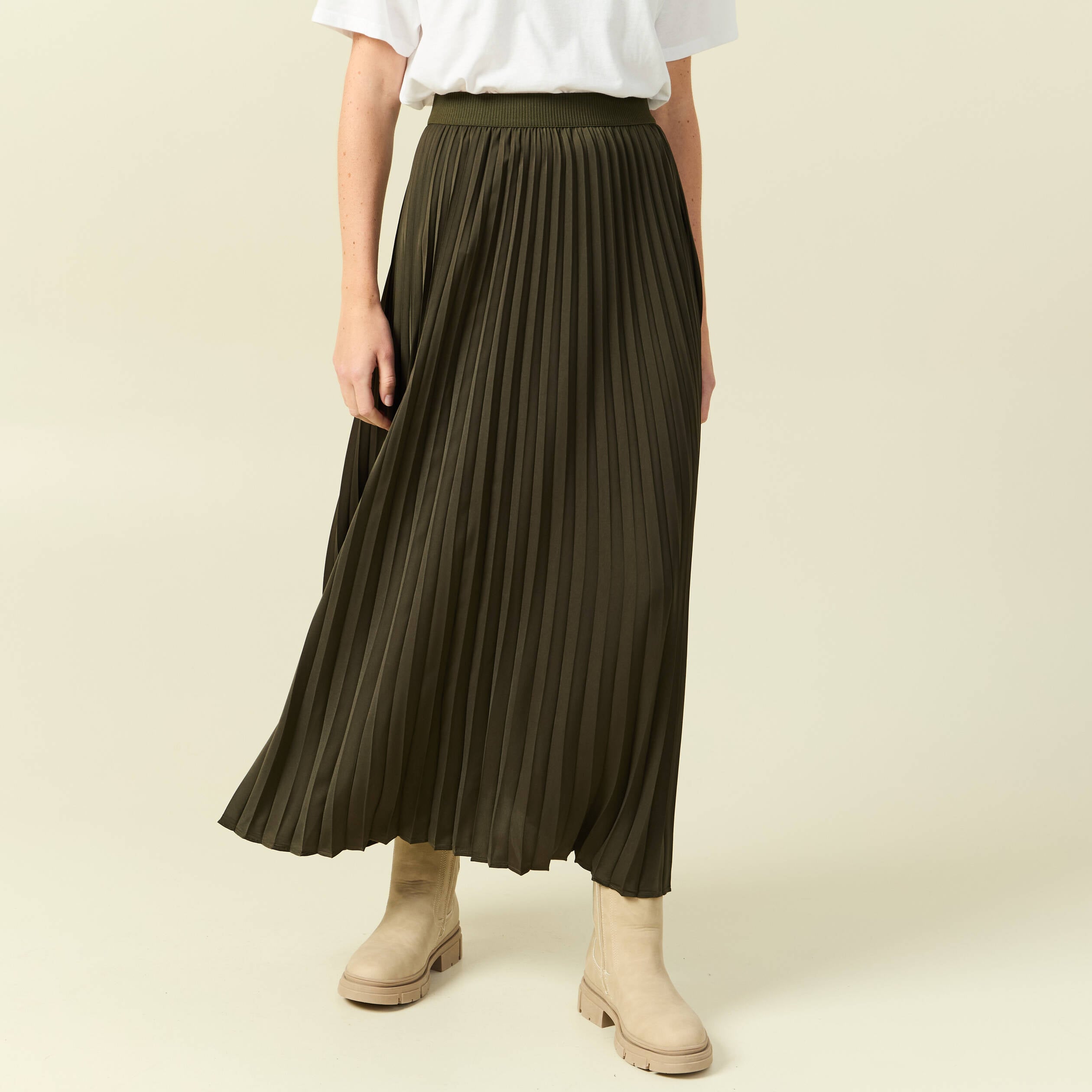 Jupe pliss&eacute;e longue vert kaki femme
