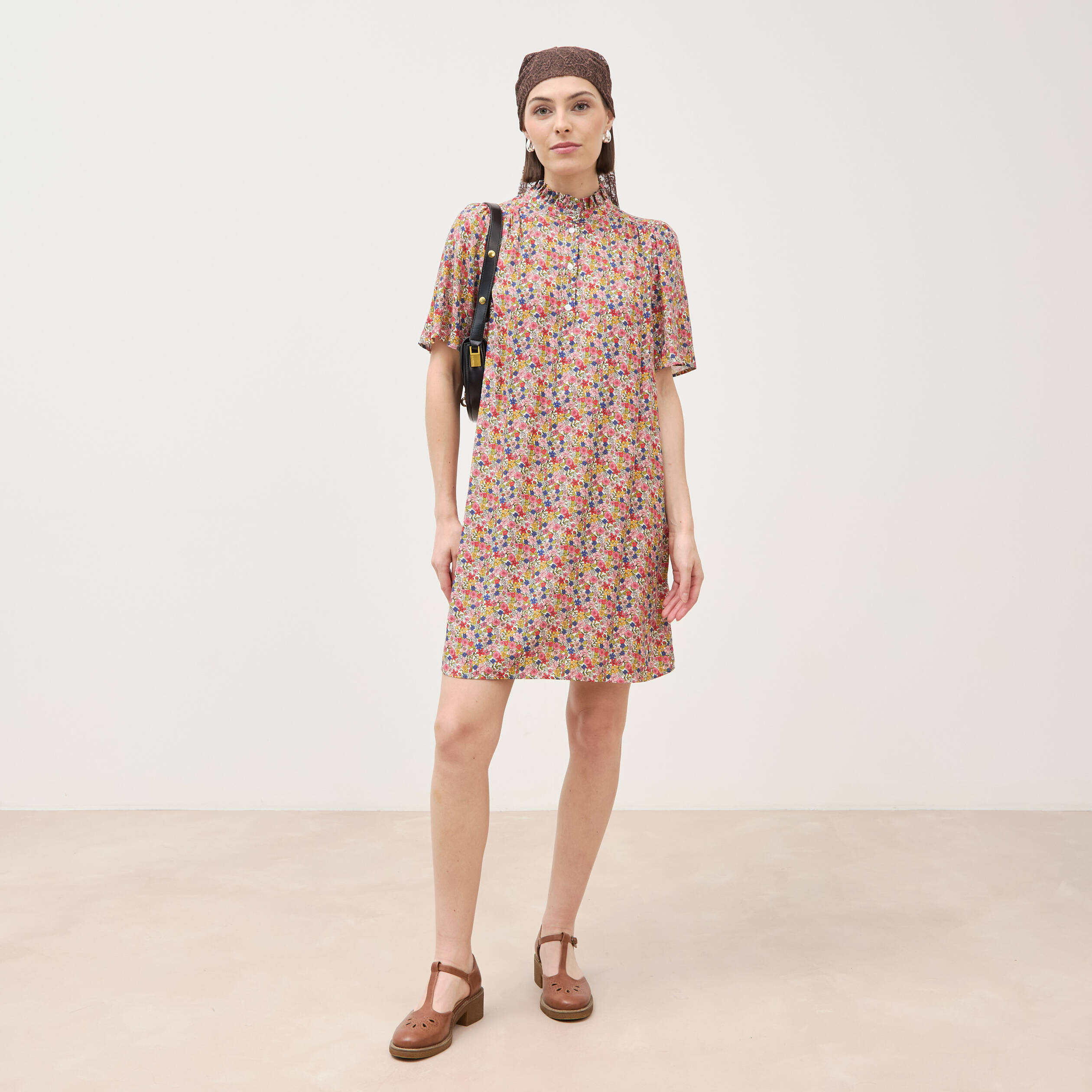 Robe manches courtes col montant multicolore femme
