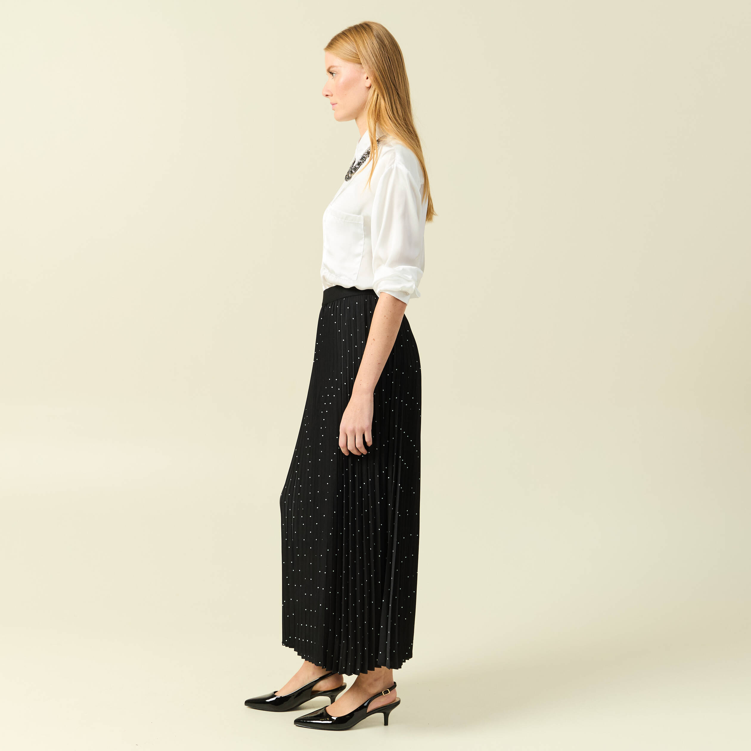 Jupe satin&eacute;e noir femme