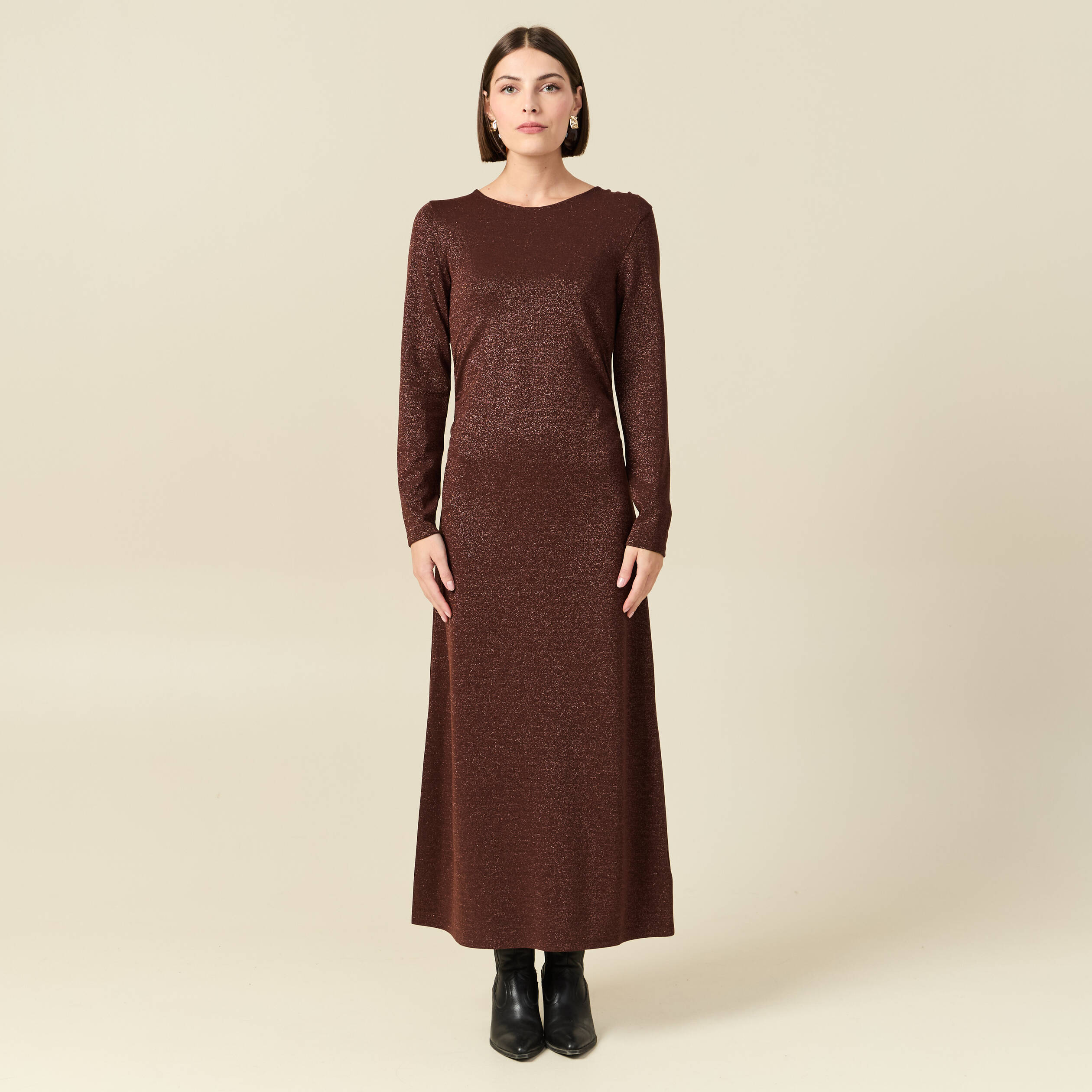 Robe longue ajust&eacute;e manches longues marron femme