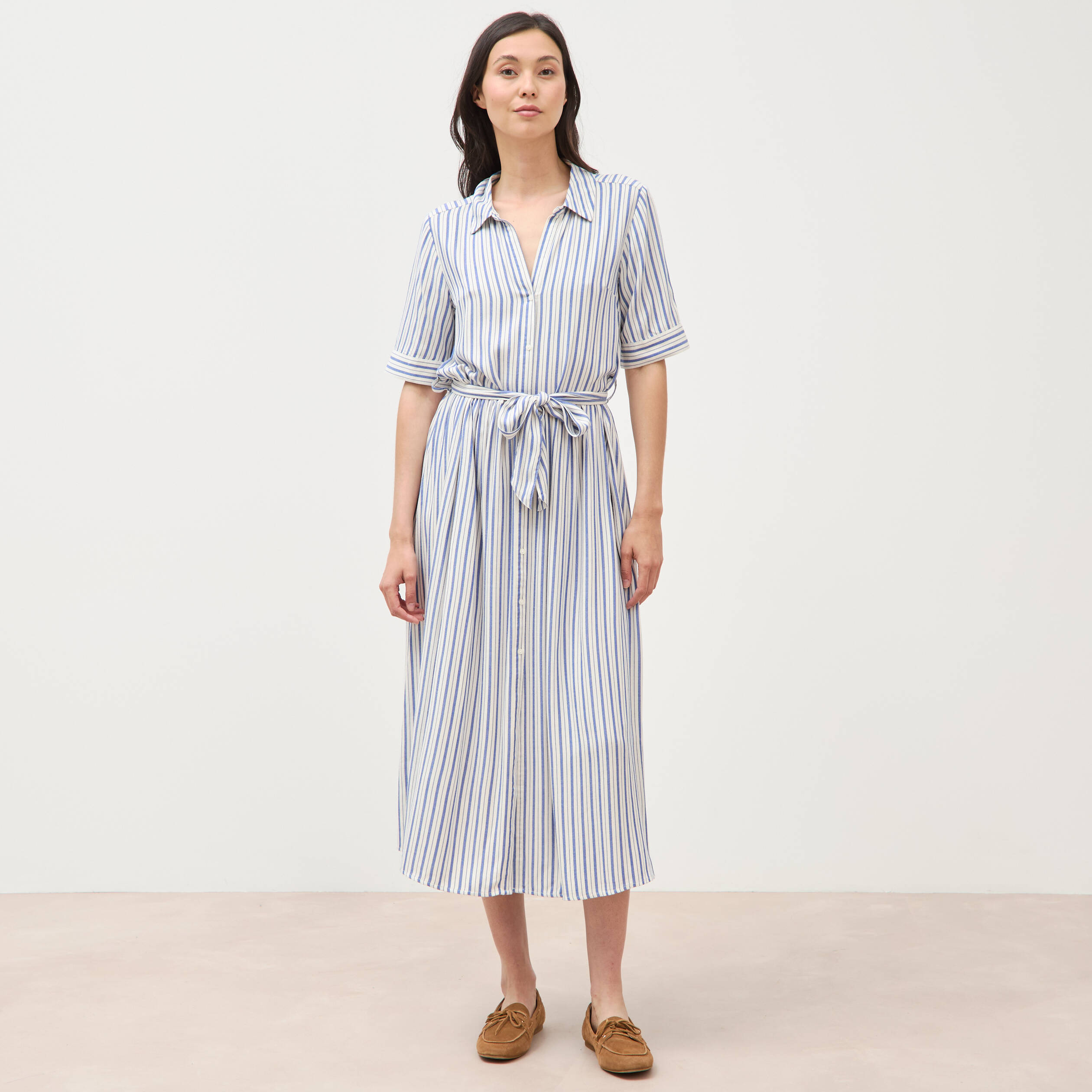 Robe manches courtes col am&eacute;ricain ecru femme