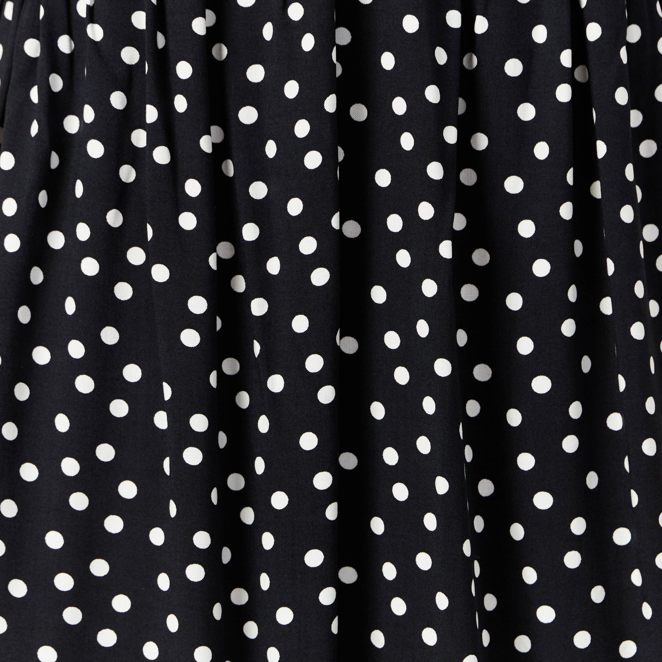 robe evasee fluide col en v noir femme Robe évasée fluide col en V noir femme