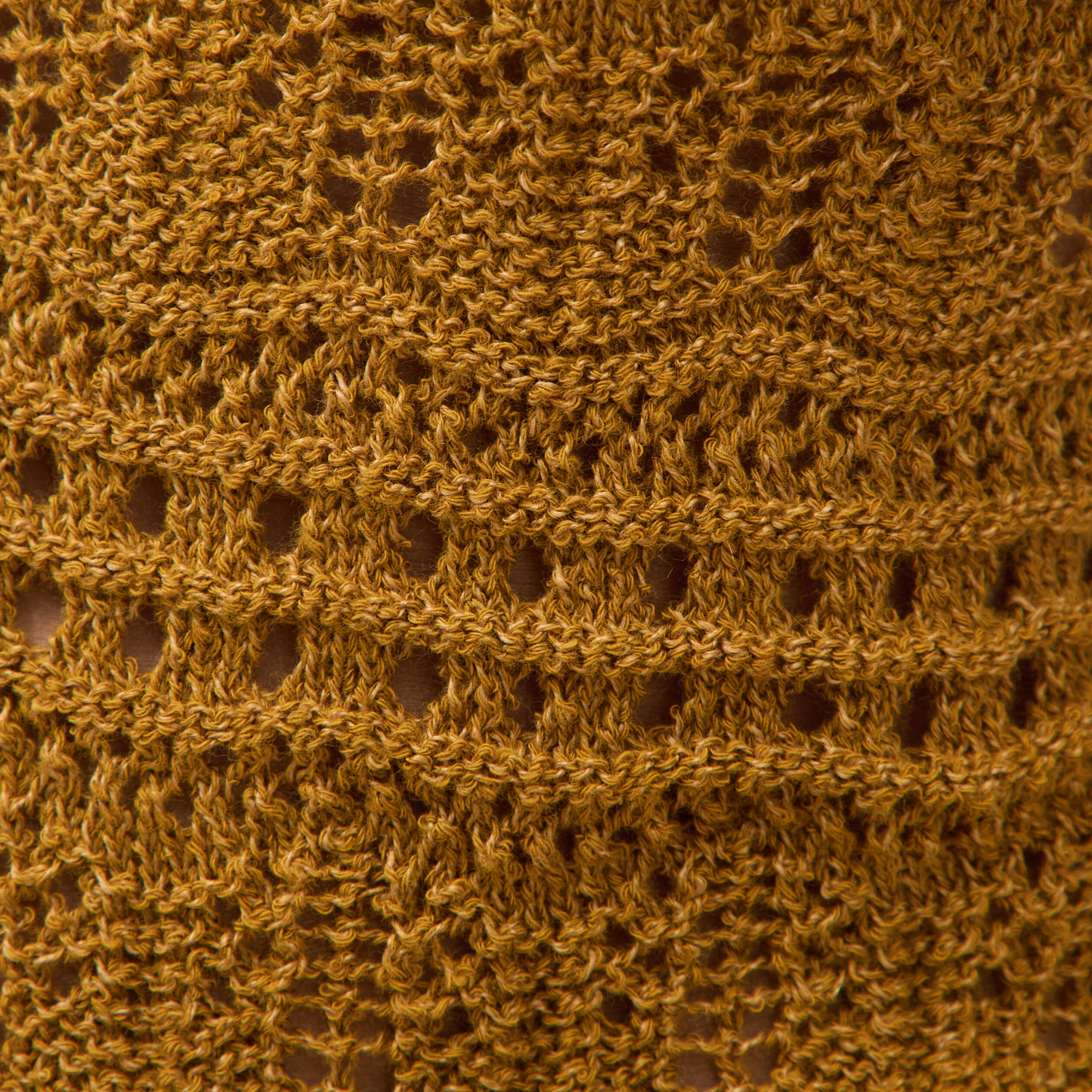 D&eacute;bardeur d&eacute;collet&eacute; bretelles vert olive femme