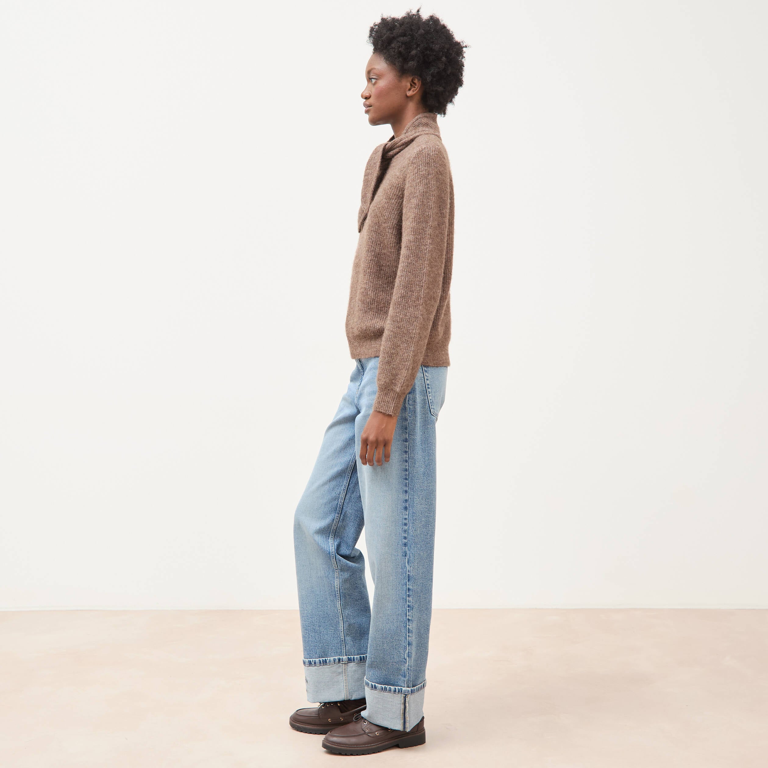 Pull droit col rond manches longues marron femme
