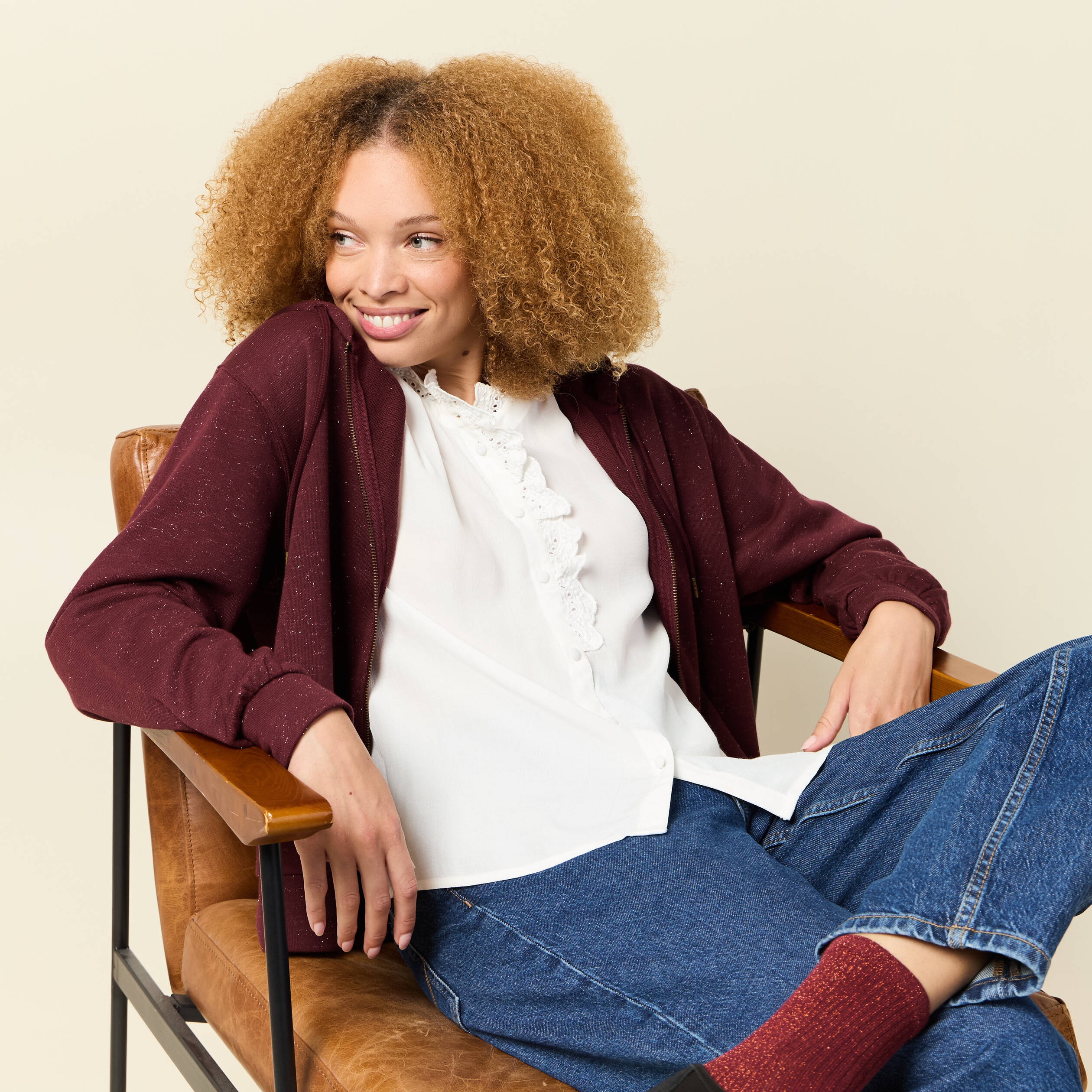 Sweat &agrave; capuche manches longues bordeaux femme