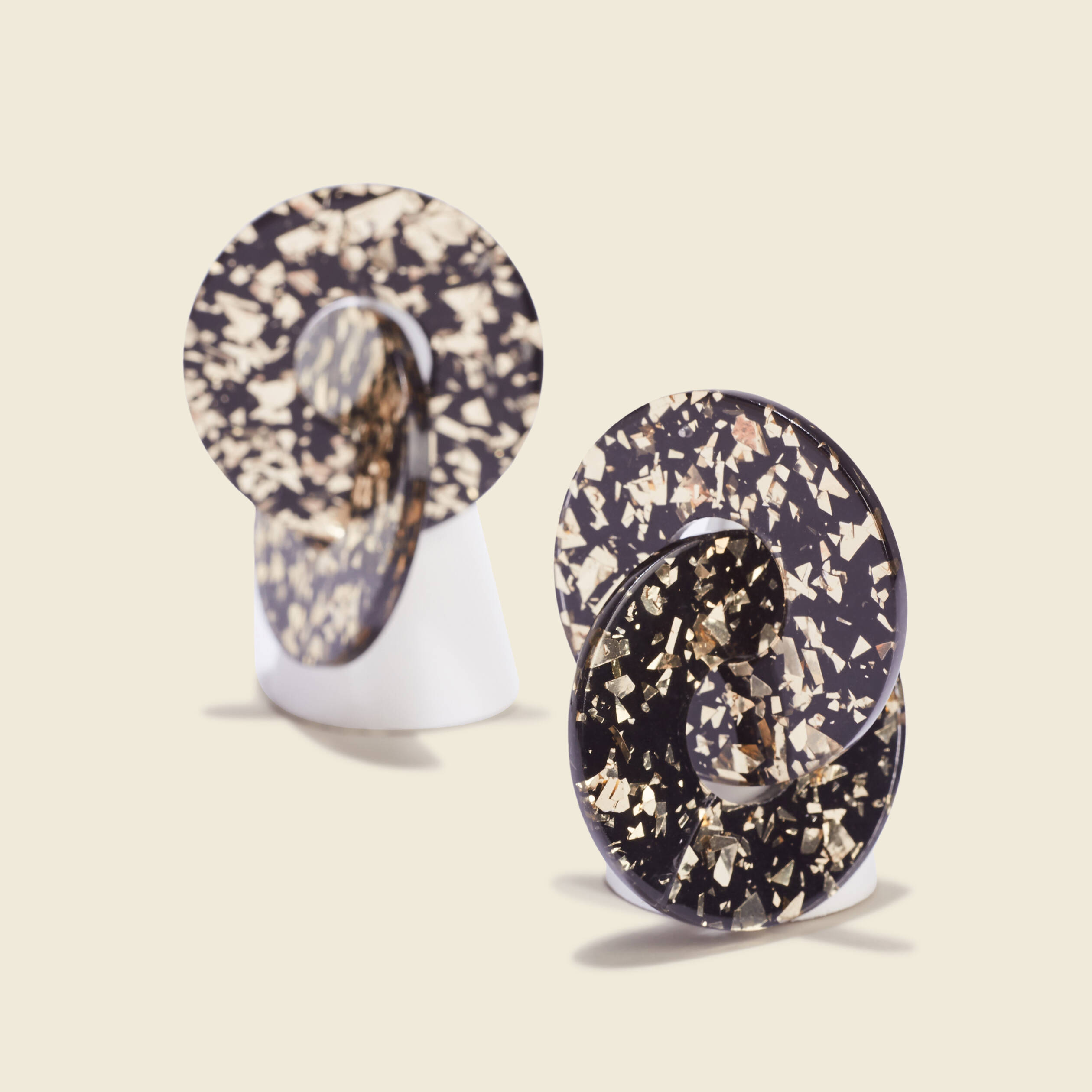 Boucles d'oreilles clous noir femme