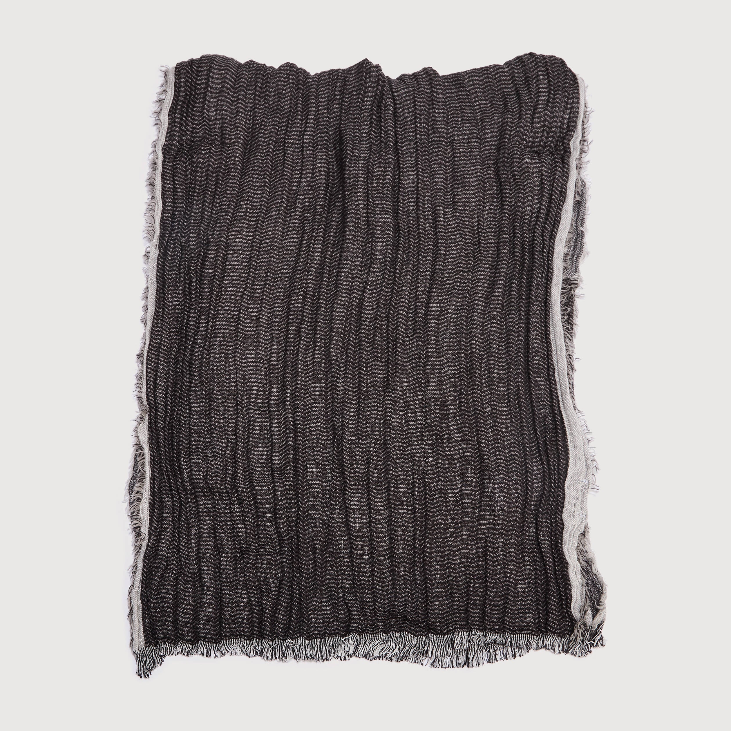 Foulard froiss&eacute; noir homme