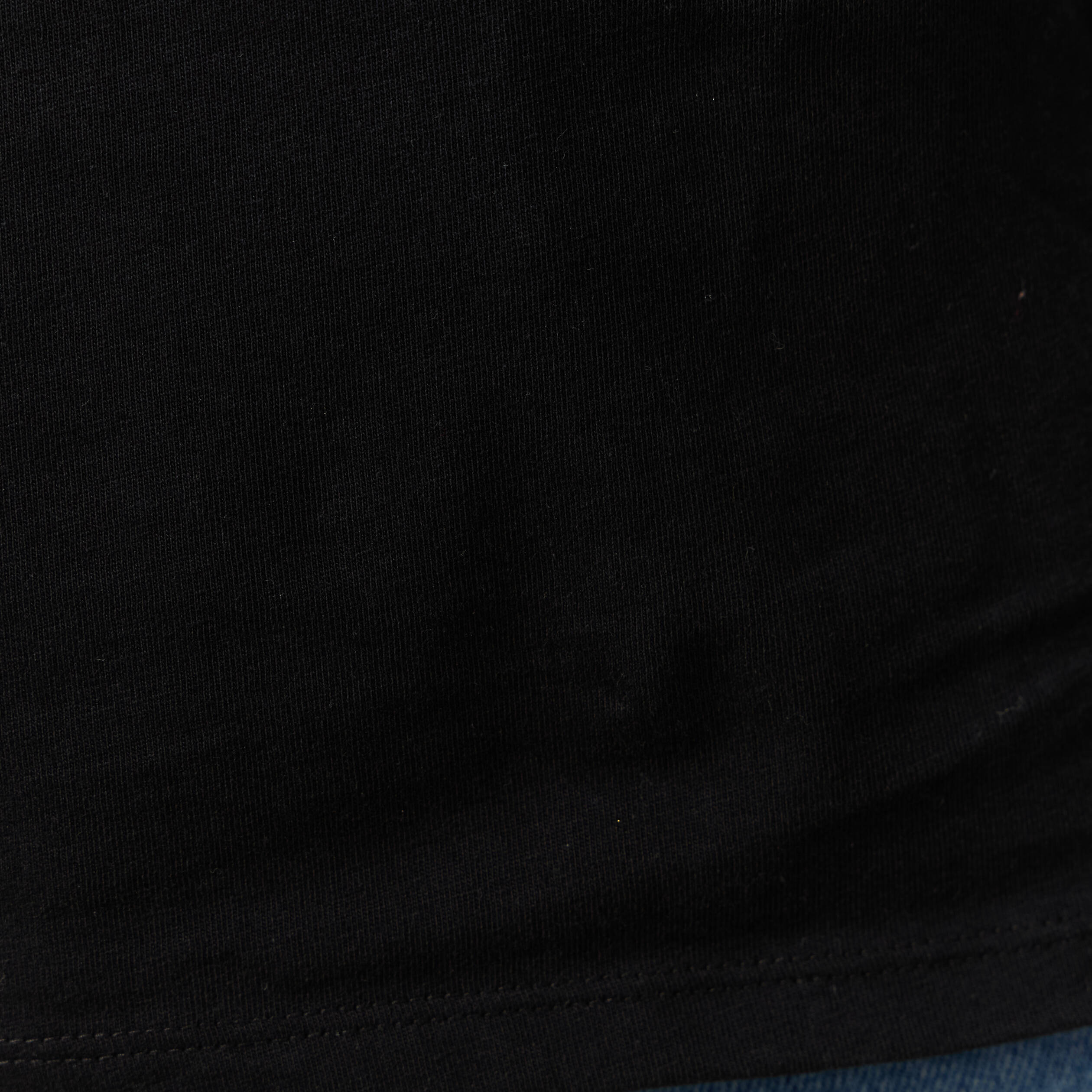 T-shirt cintr&eacute; col rond manches courtes noir femme