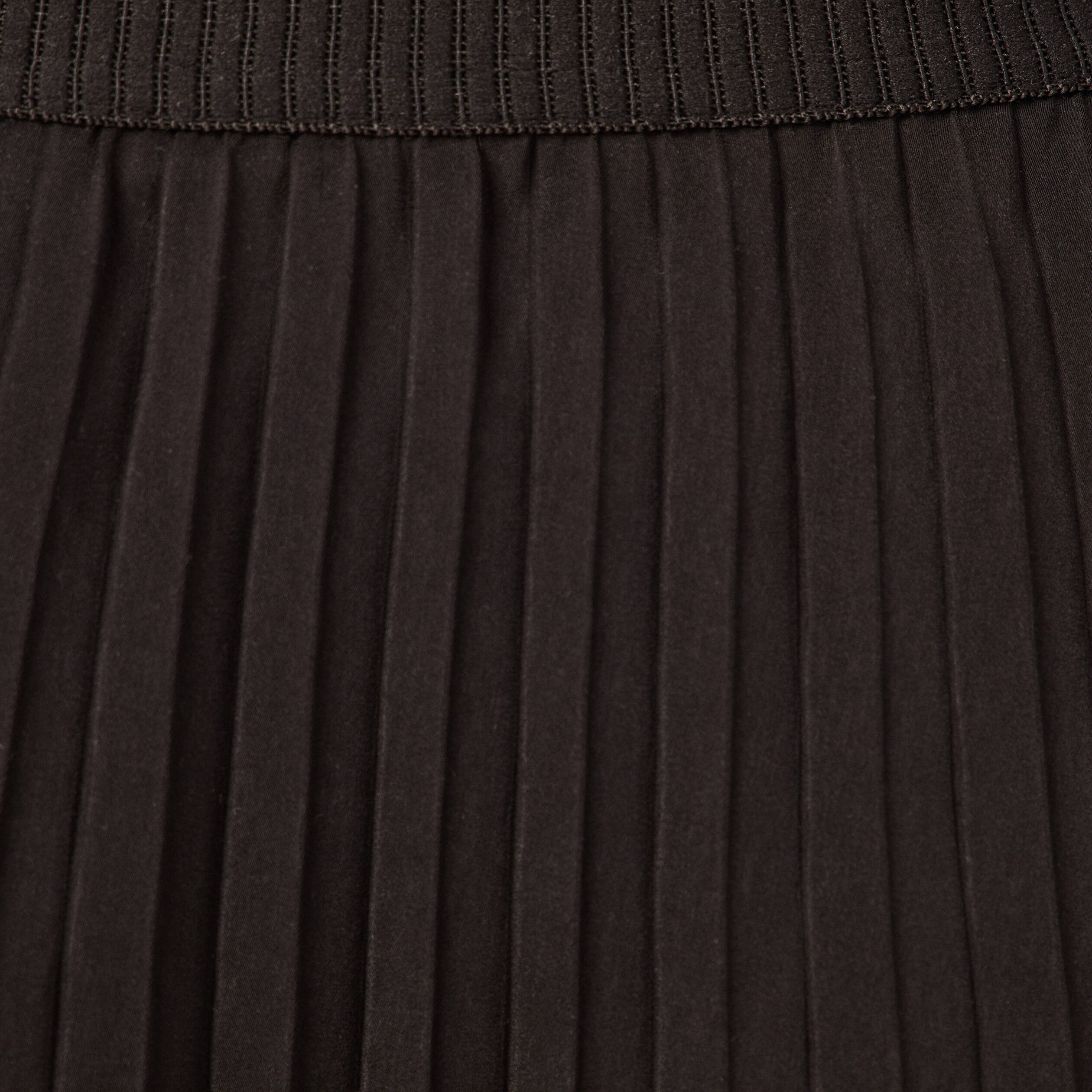 jupe longue evasee plissee noir femme Jupe longue évasée plissée noir femme