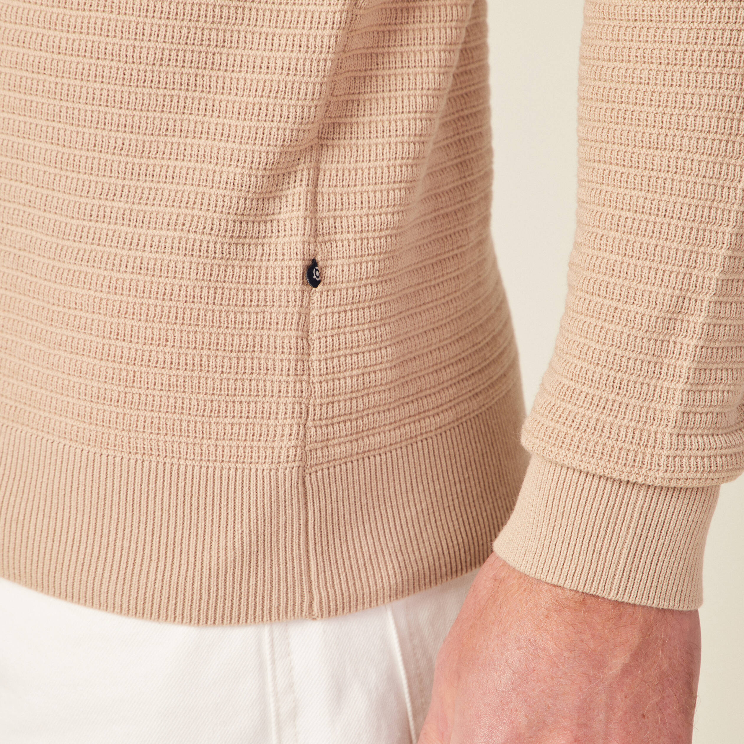 Pull manches longues col rond beige homme