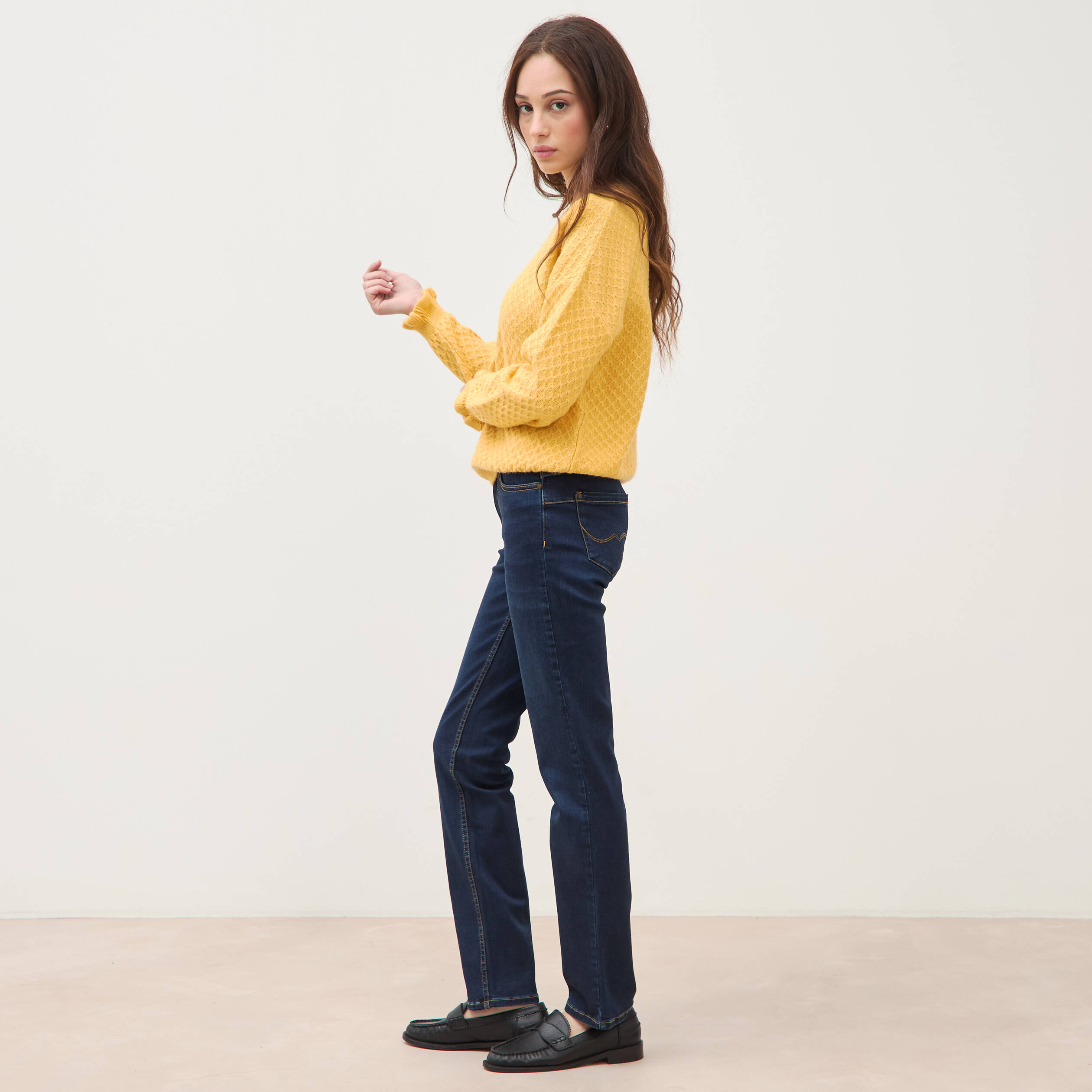 Jeans regular taille haute denim brut femme