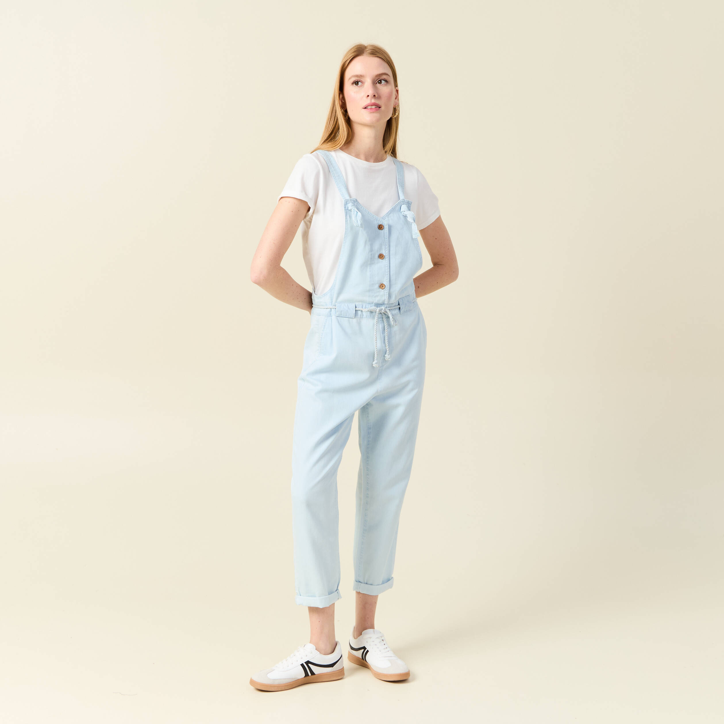 salopette en denim denim bleach femme Salopette en denim denim bleach femme