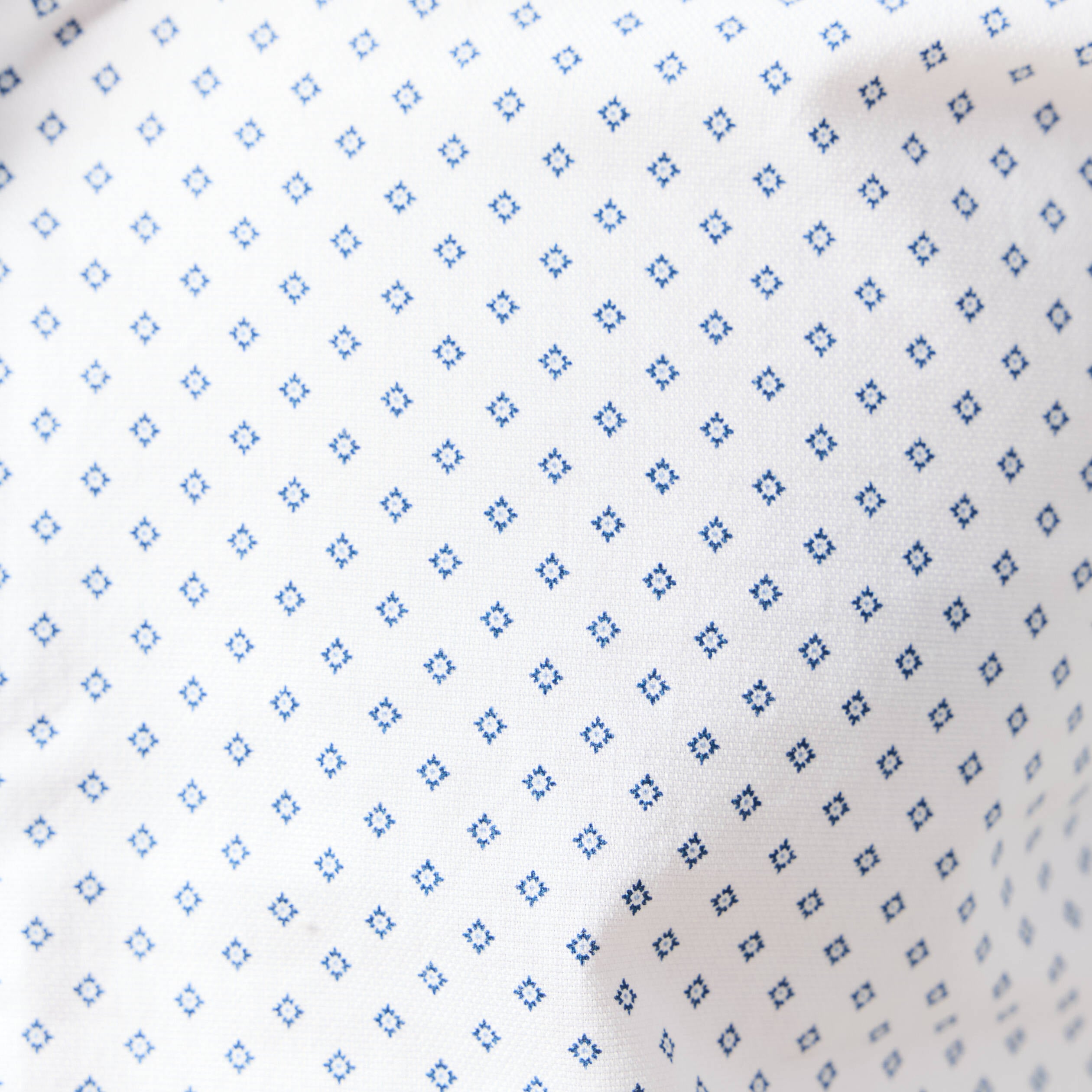 Chemise cintr&eacute;e en coton manches longues blanc homme
