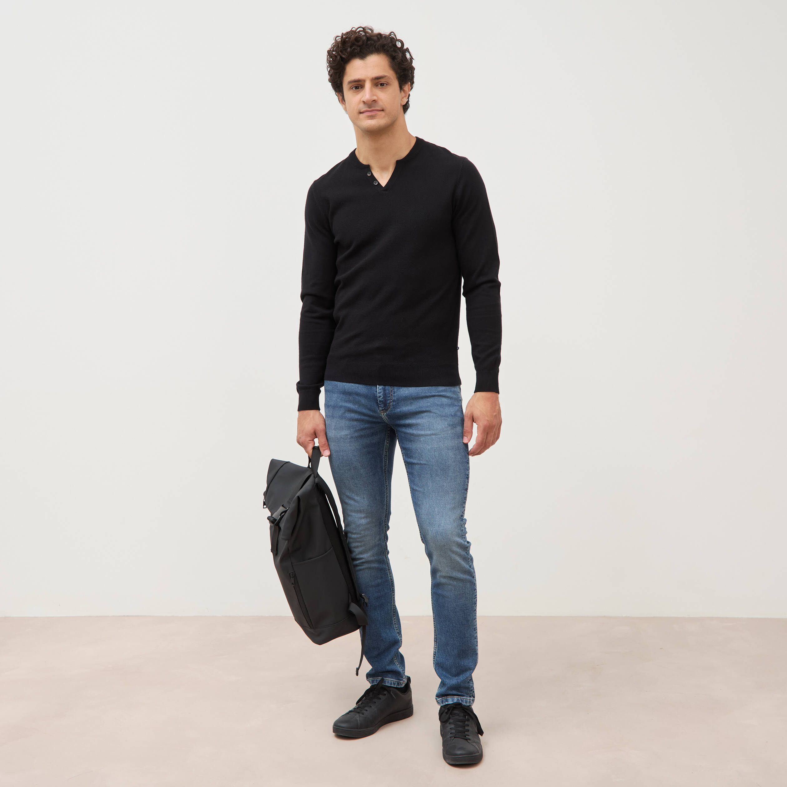 Pull manches longues noir homme