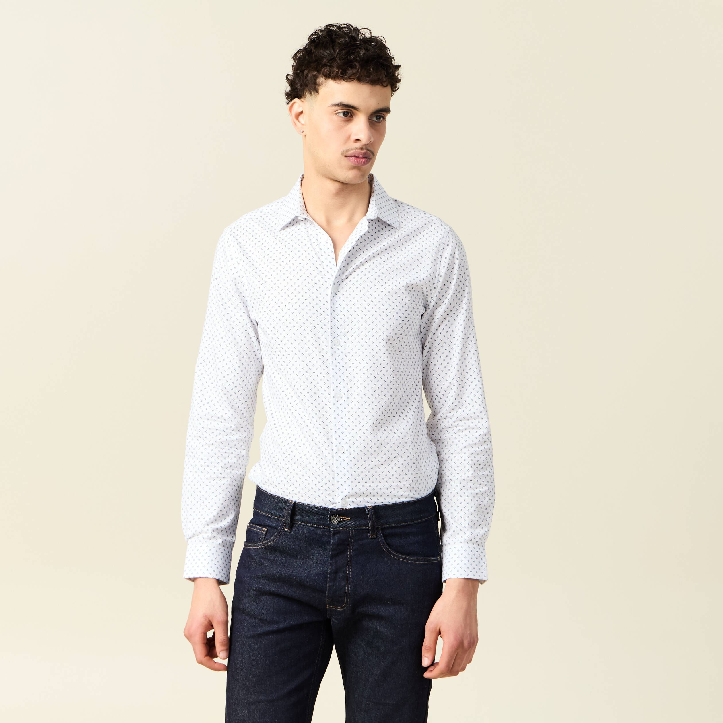 Chemise cintr&eacute;e en coton manches longues blanc homme