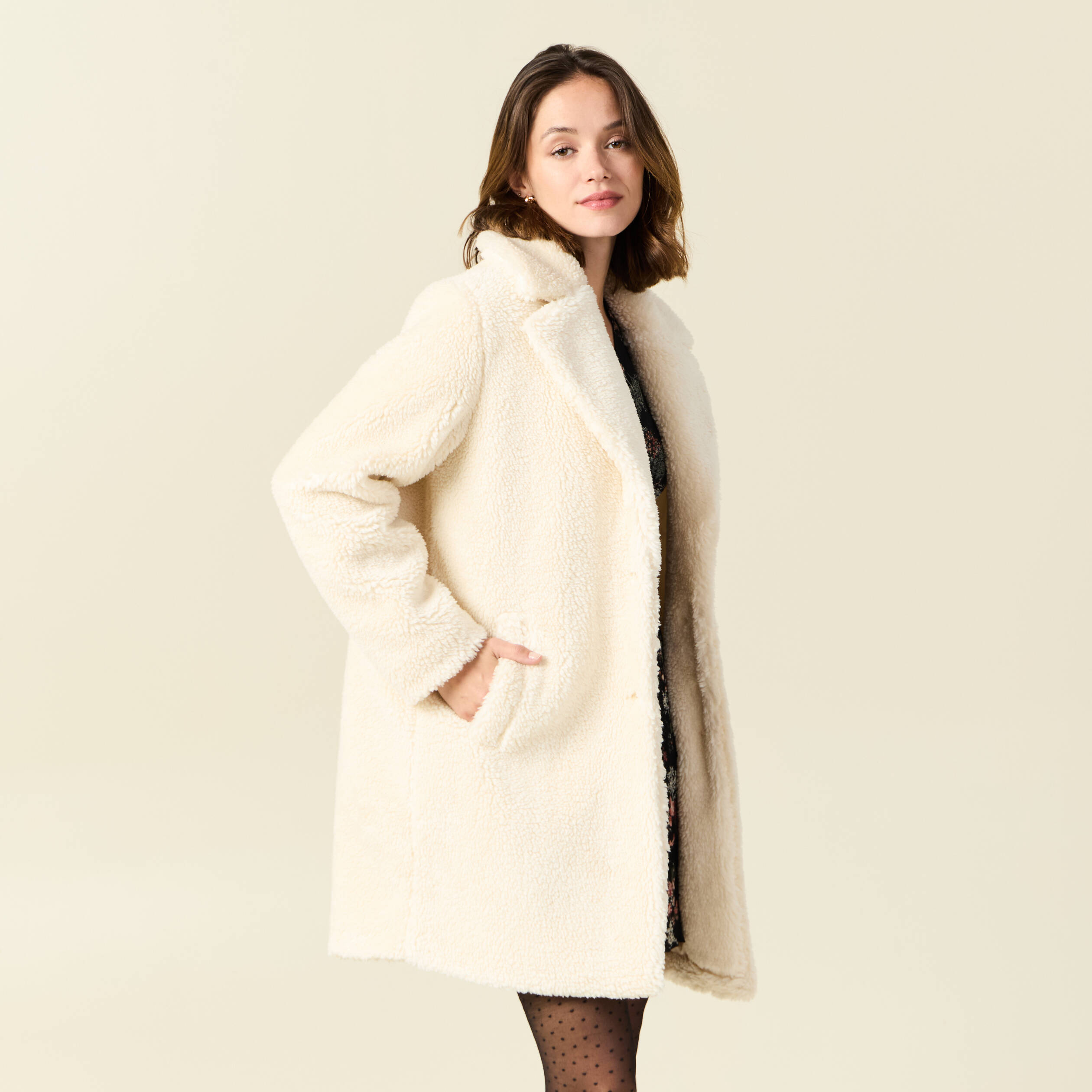 manteau long laine mouton creme femme Manteau long laine mouton creme femme