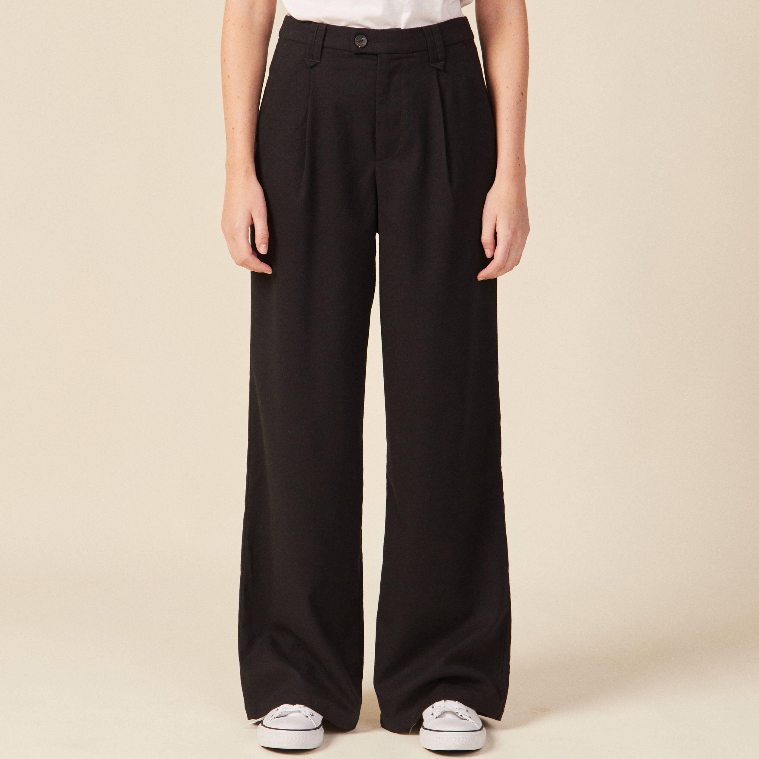 Pantalon large avec pinces noir femme