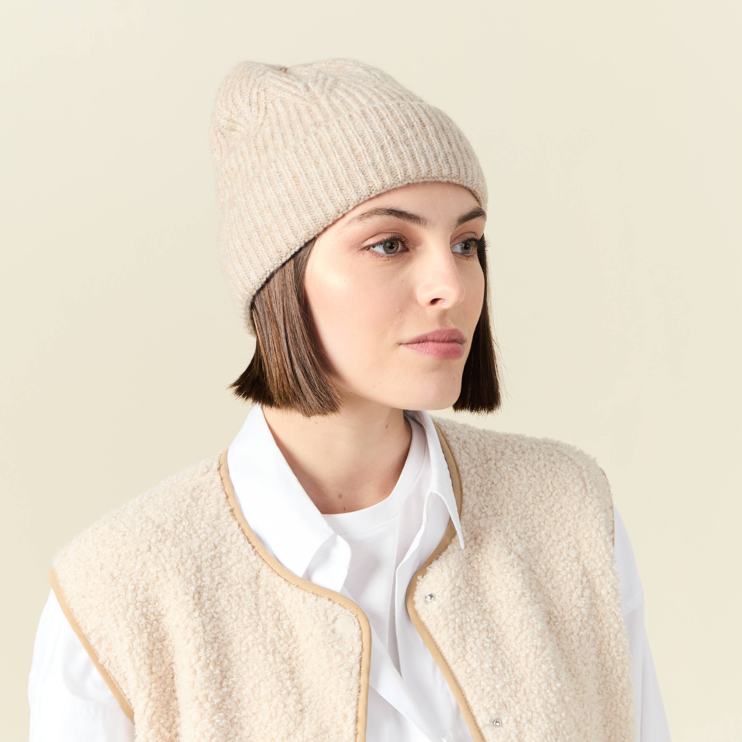 Bonnet beige femme