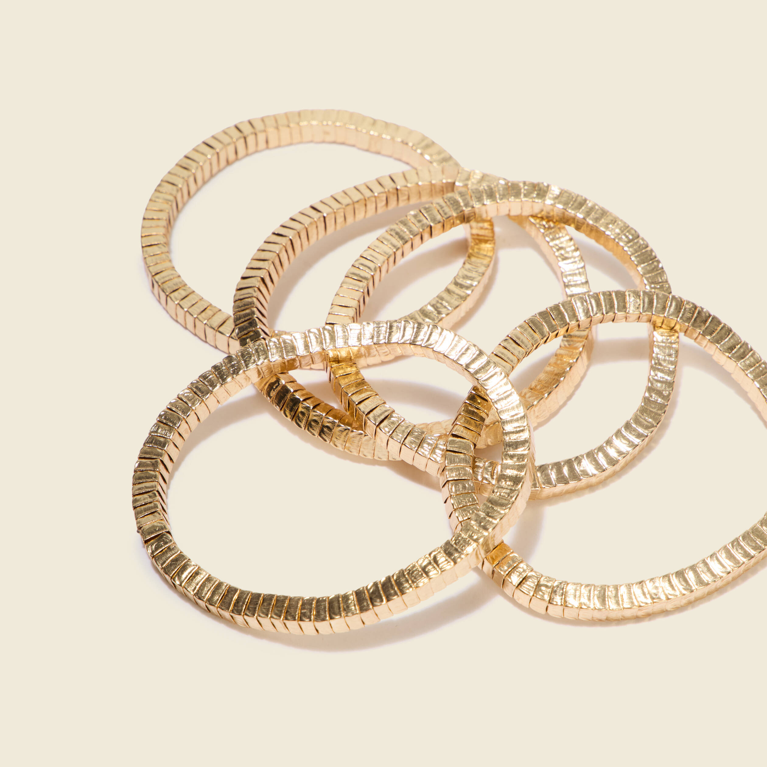 Lot de 5 bracelets couleur or femme