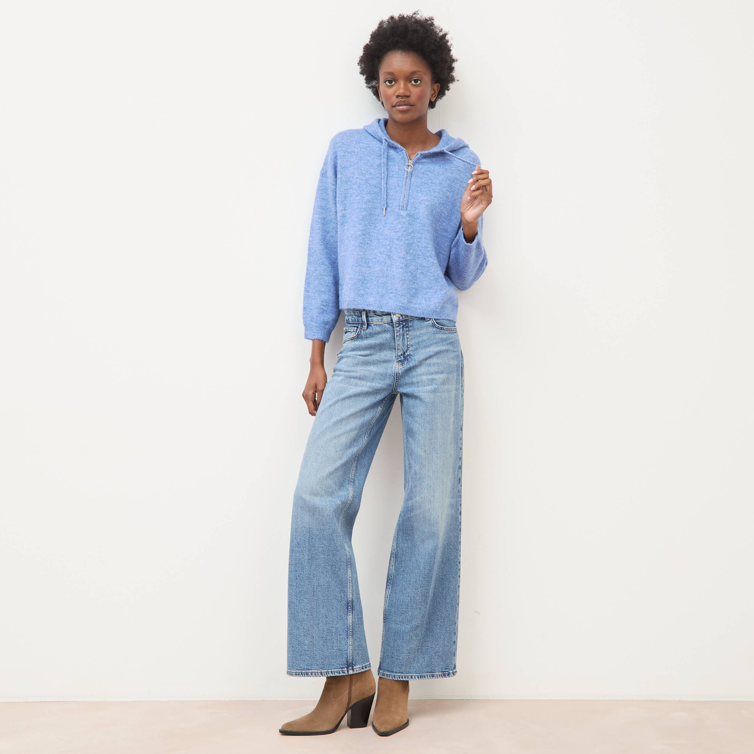Pull &agrave; capuche zipp&eacute; bleu ciel femme