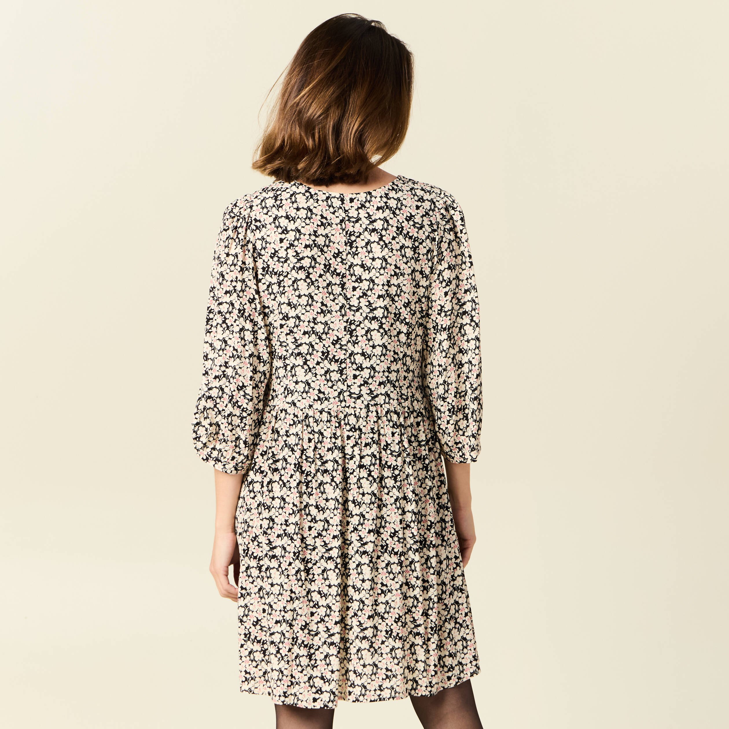 robe evasee manches 34 noir femme Robe évasée manches 3/4 noir femme