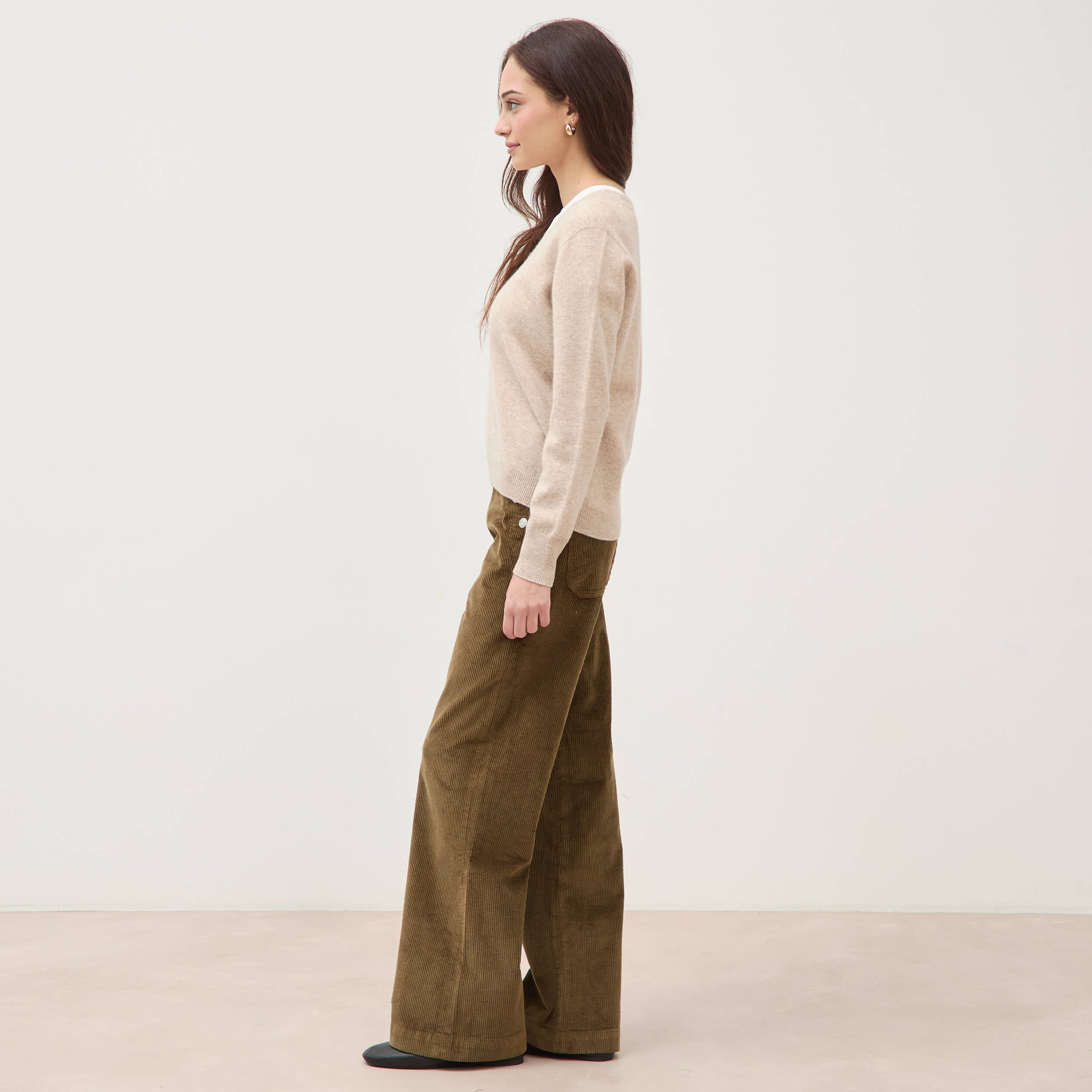 Pull droit col v manches longues creme femme