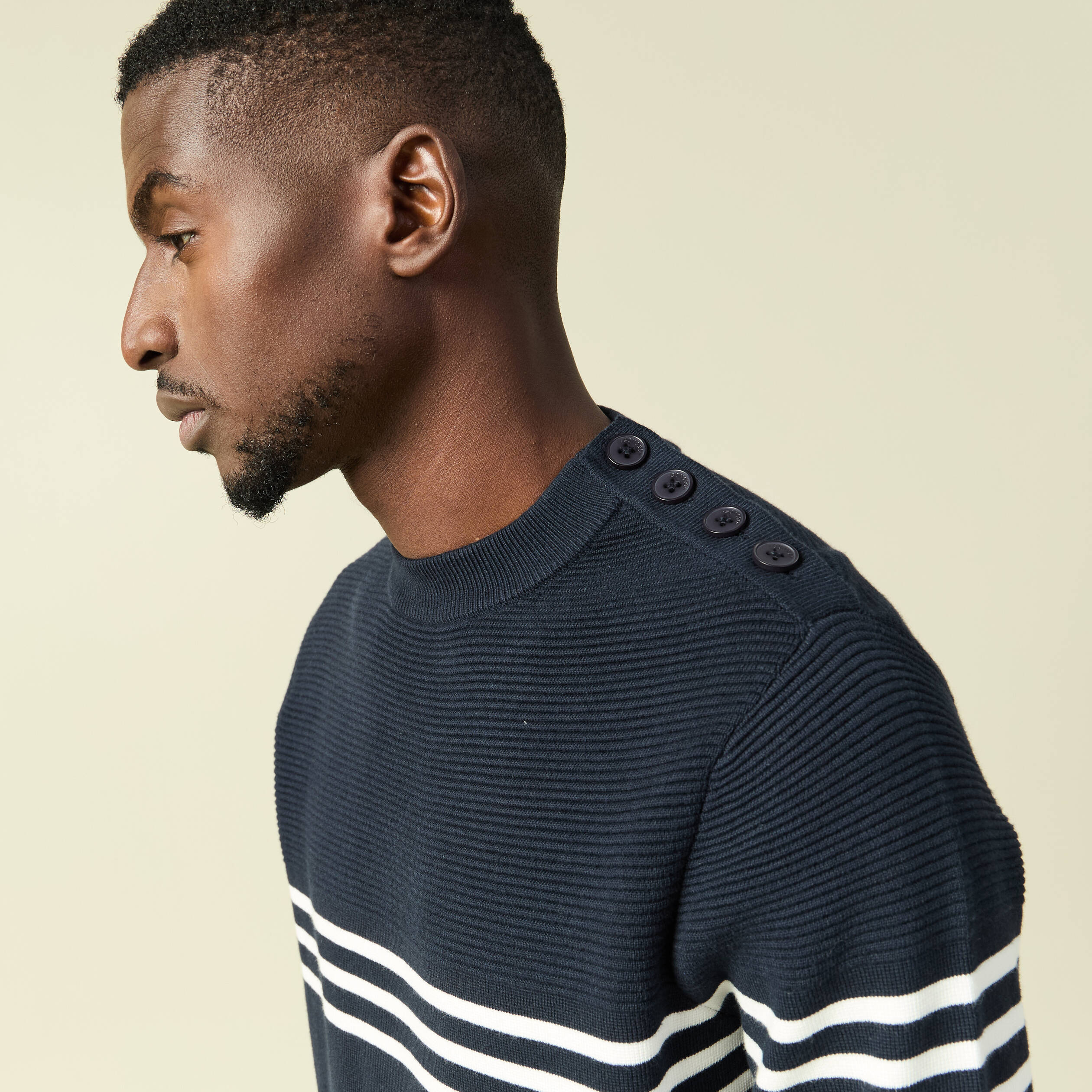 Pull fin col rond manches longues bleu marine homme