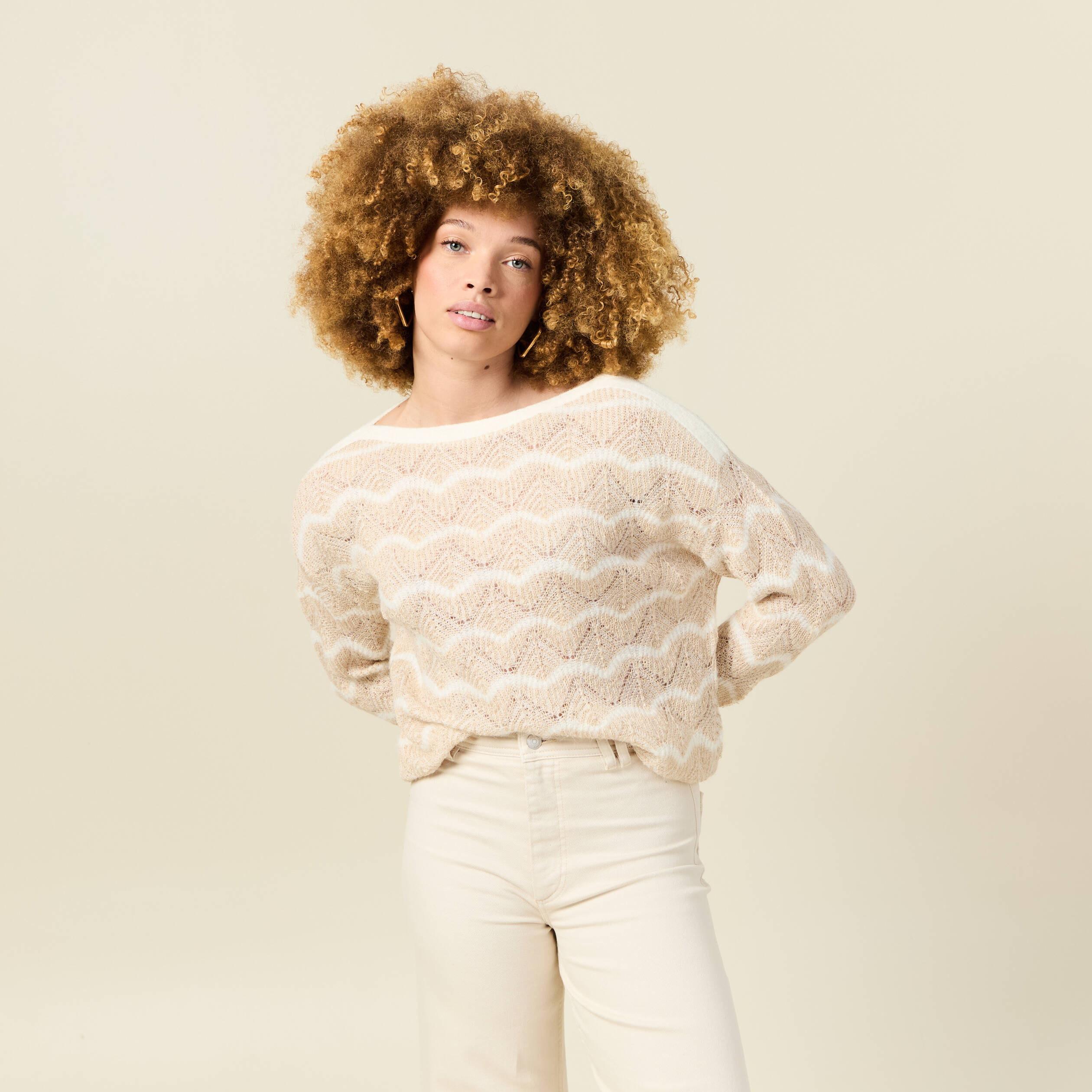 Pull manches longues ajour&eacute; creme femme