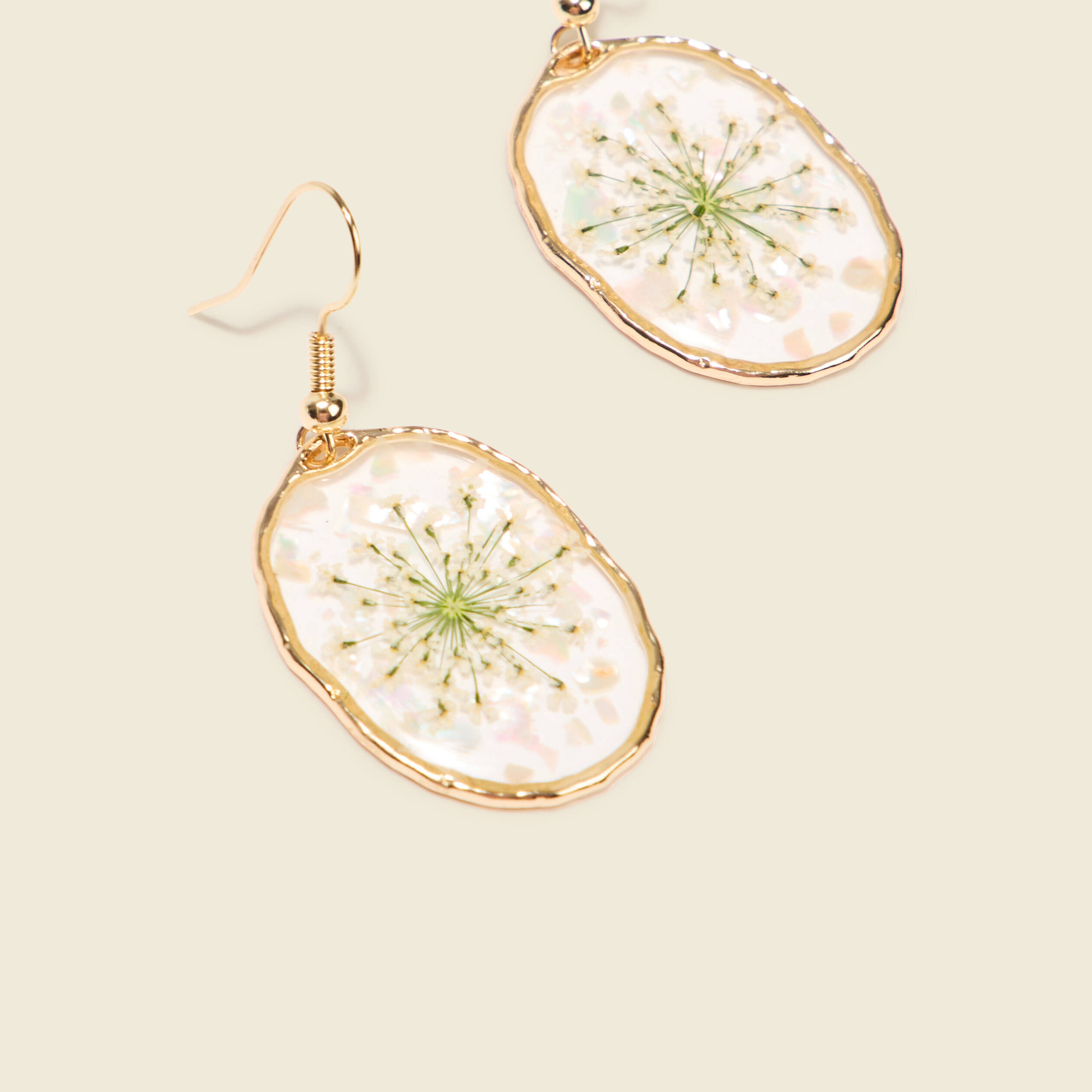 boucles doreilles pendantes couleur or femme Boucles d'oreilles pendantes couleur or femme