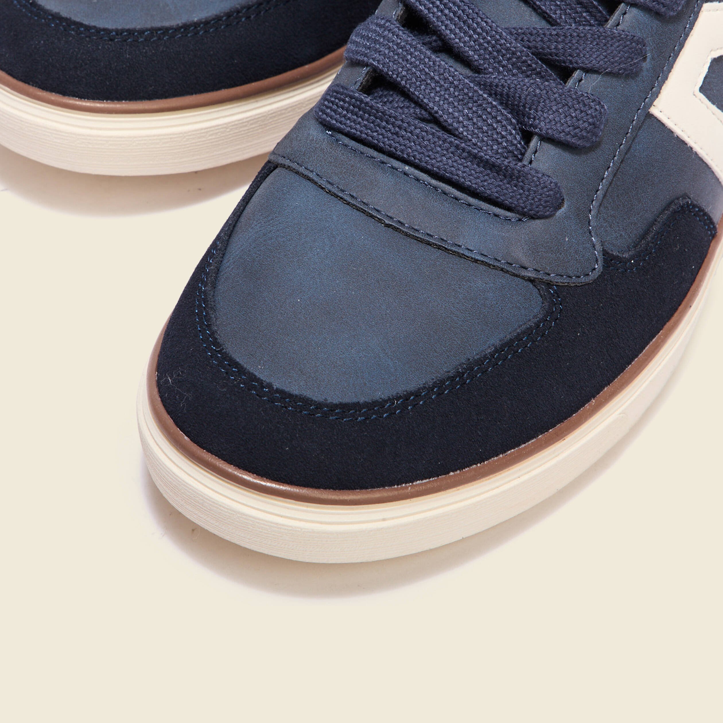 baskets montantes a lacets bleu marine homme Baskets montantes à lacets bleu marine homme