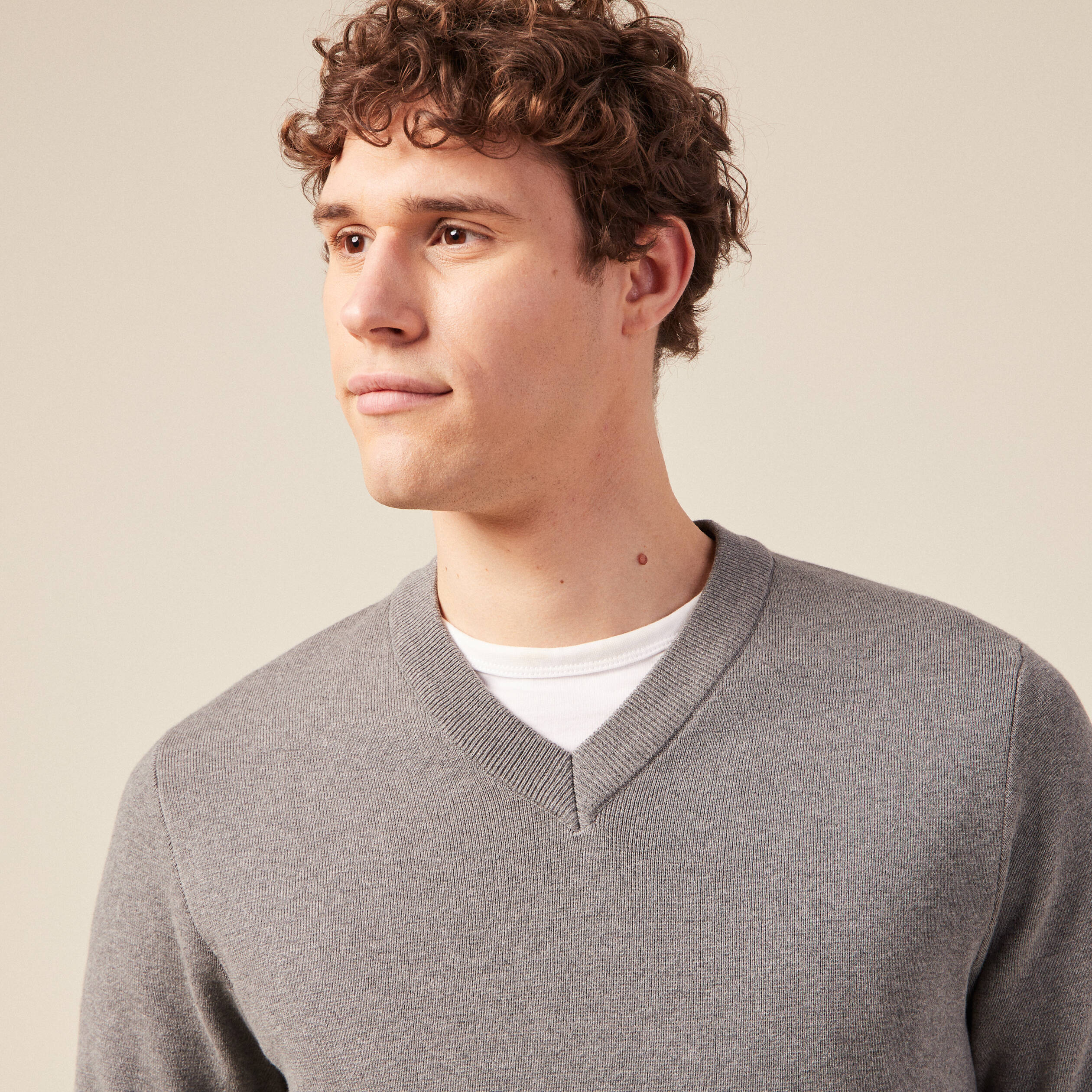pull col en v eco responsable gris fonce homme Pull col en V éco-responsable gris foncé homme