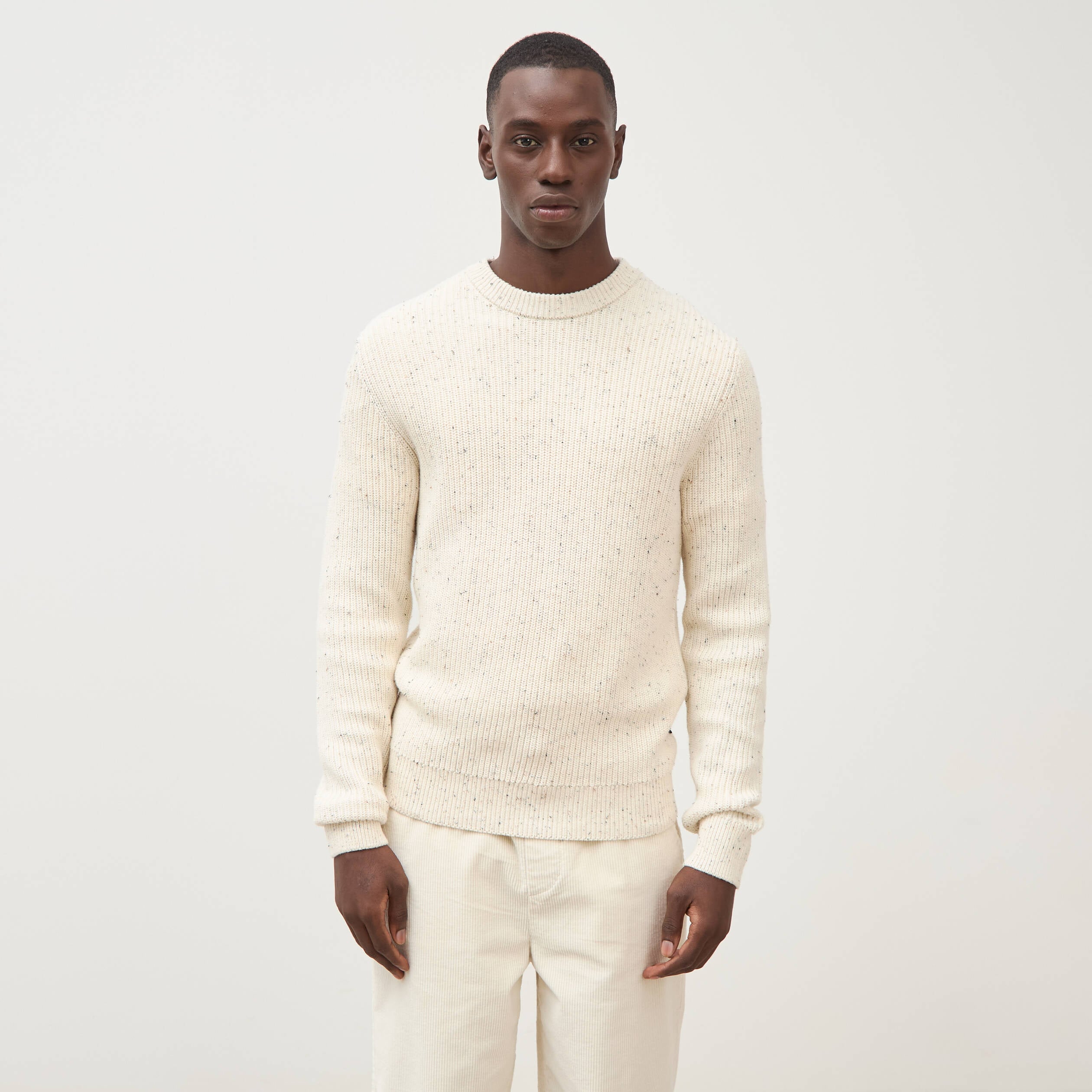 Pull col rond manches longues en coton ecru homme