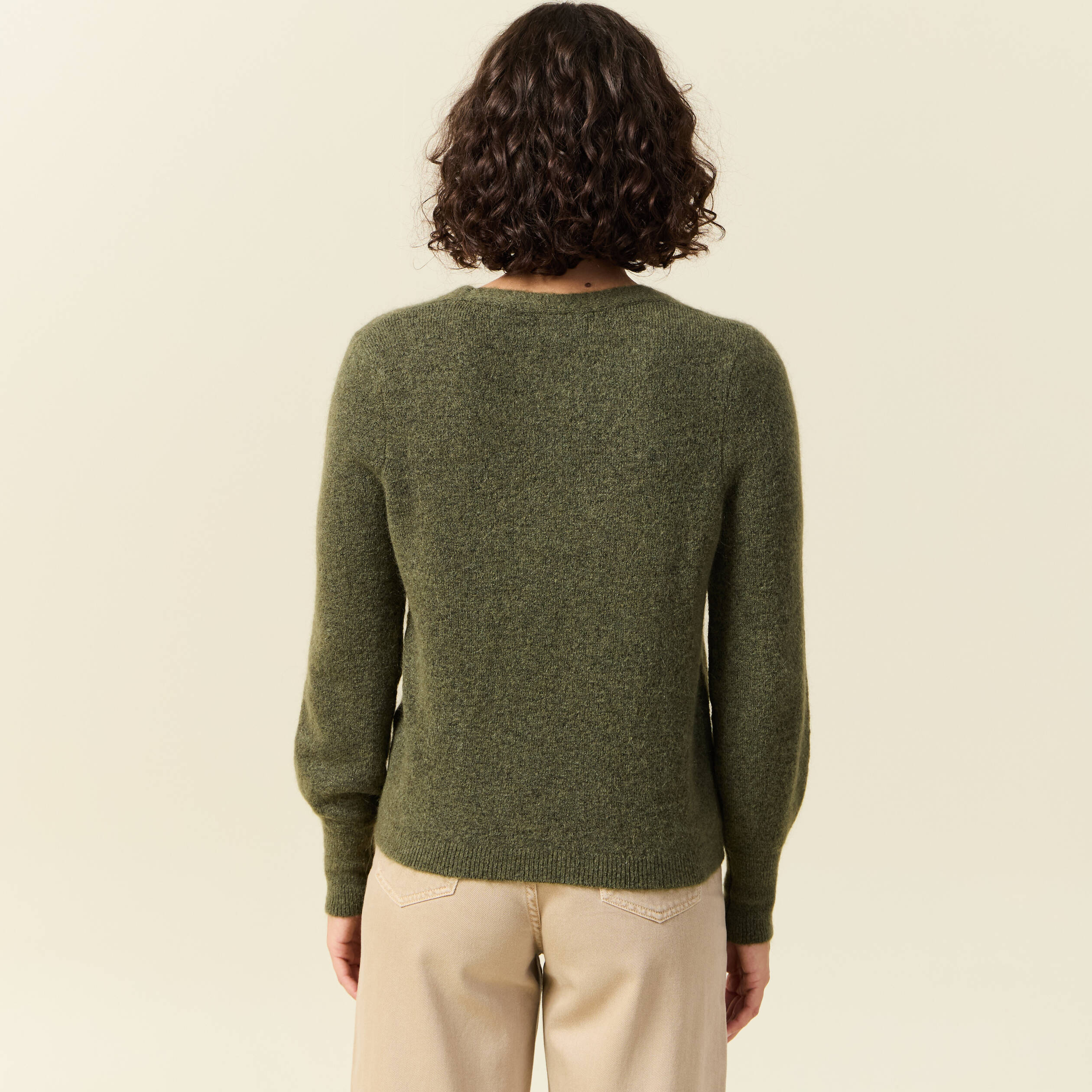 Générique Pulls, Gilets et Sweats Femme: Pulls Chics et Chauds en Cachemire et Tricot Léger pour Hiver, Col V/Rond, Manche Longue, Couleur Unie