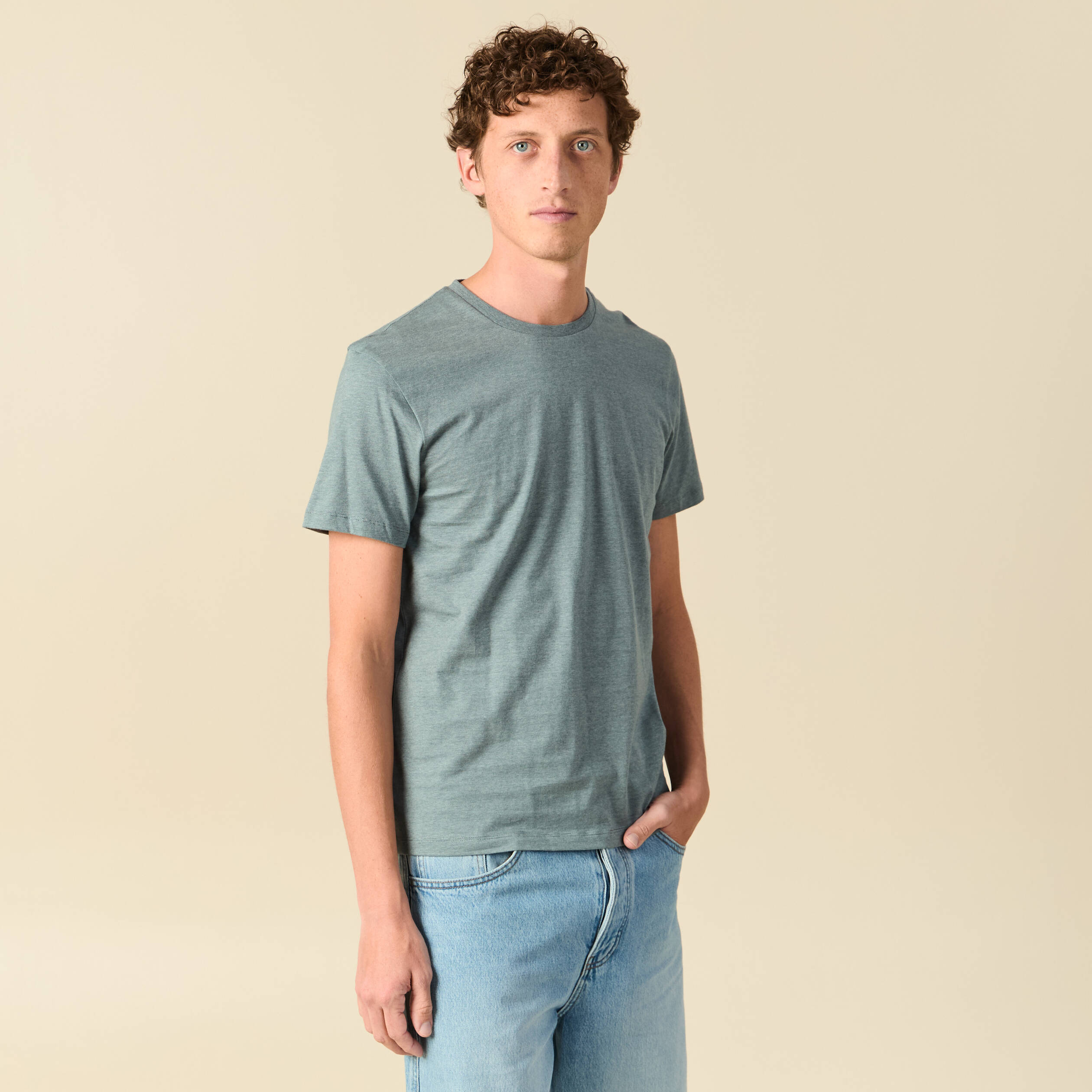 T-shirt cintr&eacute; col rond manches courtes vert fonc&eacute; homme