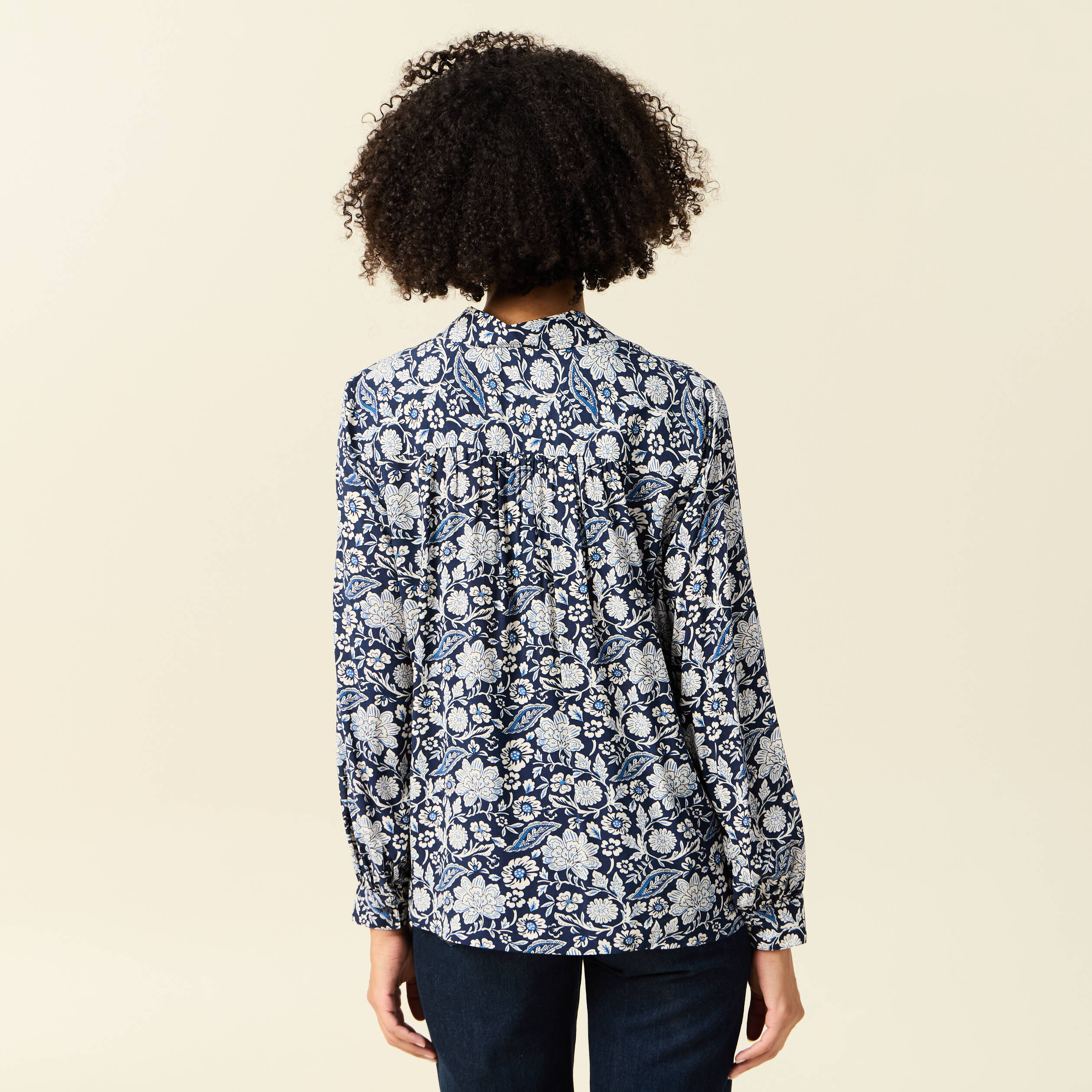 chemise manches longues fluide bleu marine femme Chemise manches longues fluide bleu marine femme