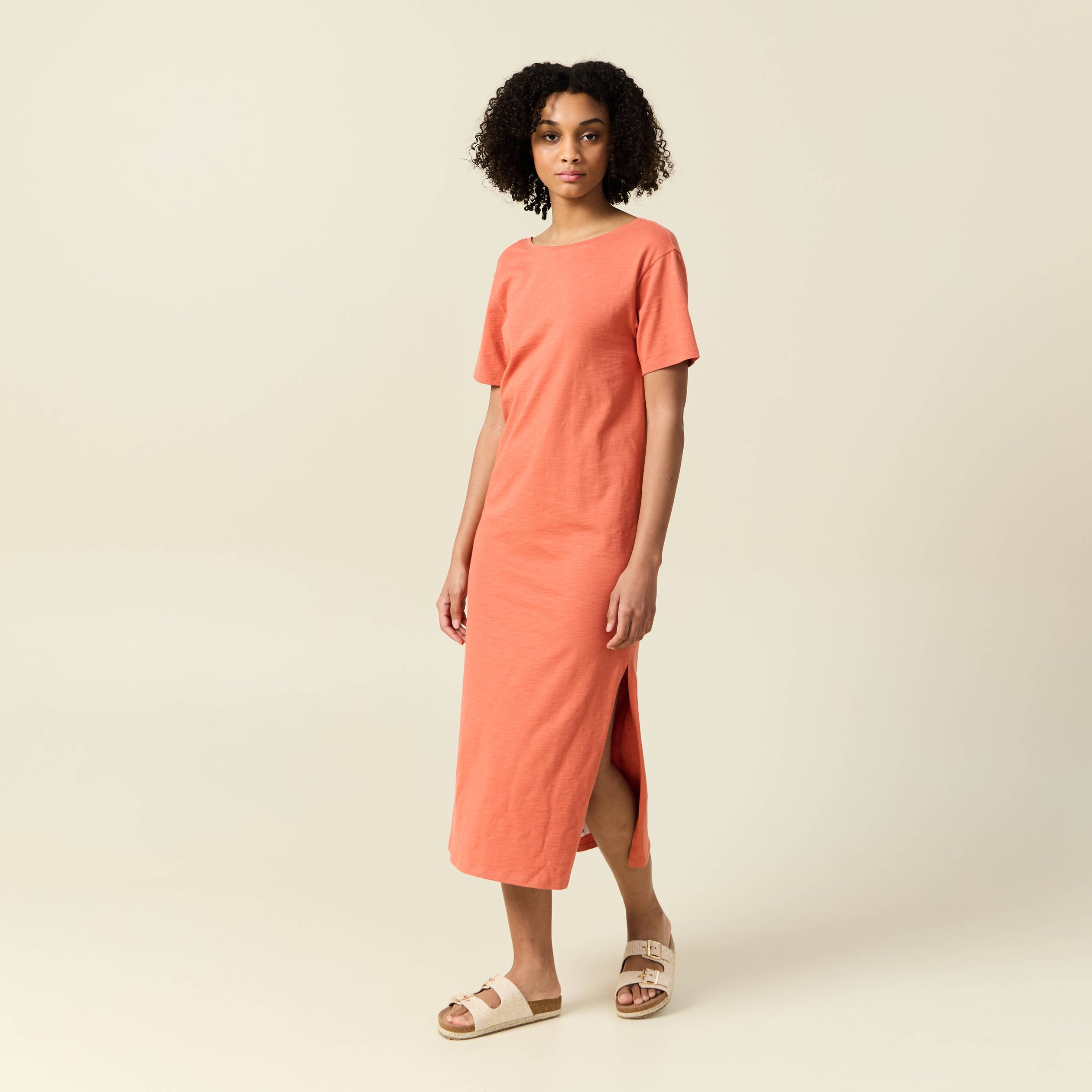 robe longue droite col rond terracotta femme Robe longue droite col rond terracotta femme