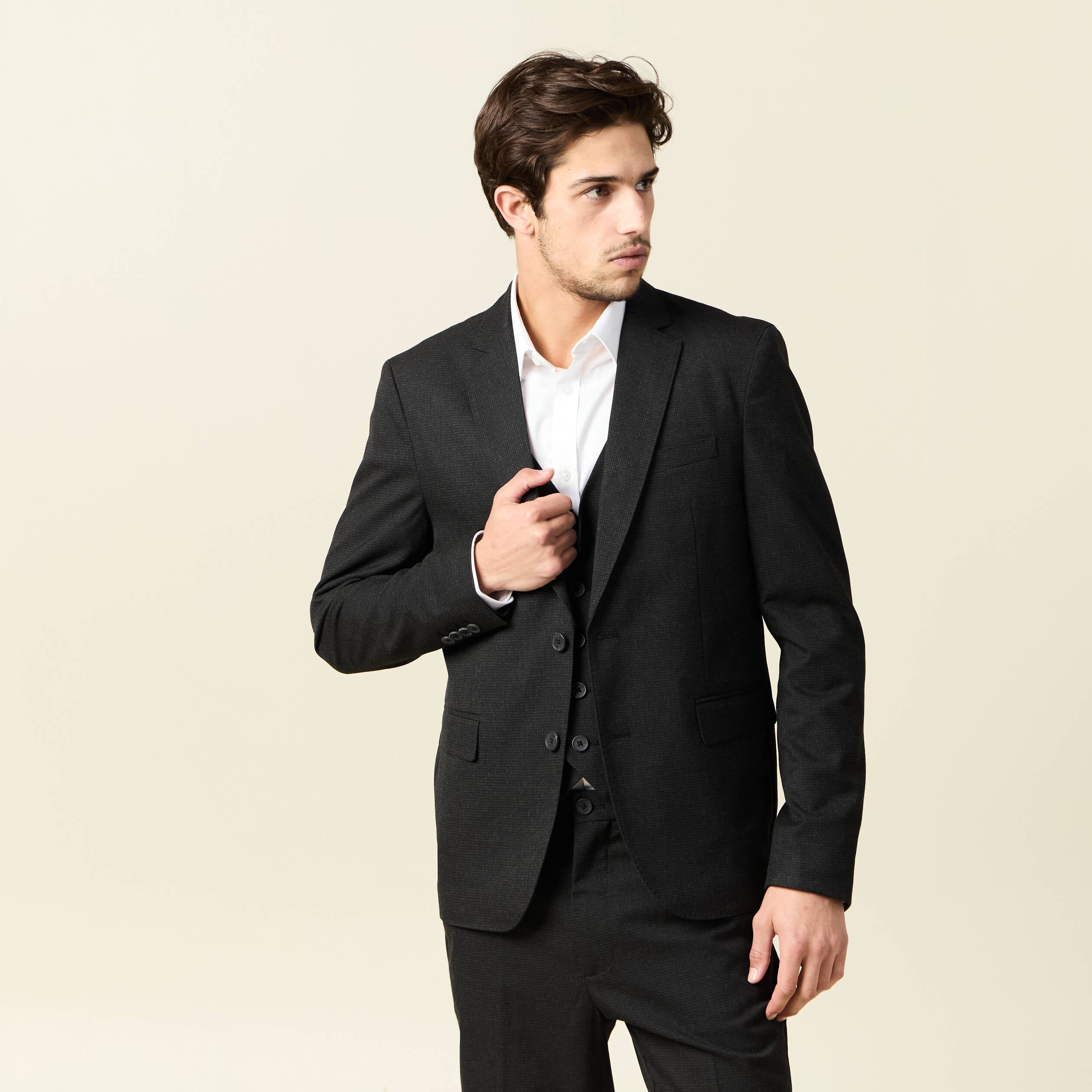 Veste blazer cintr&eacute;e noir homme
