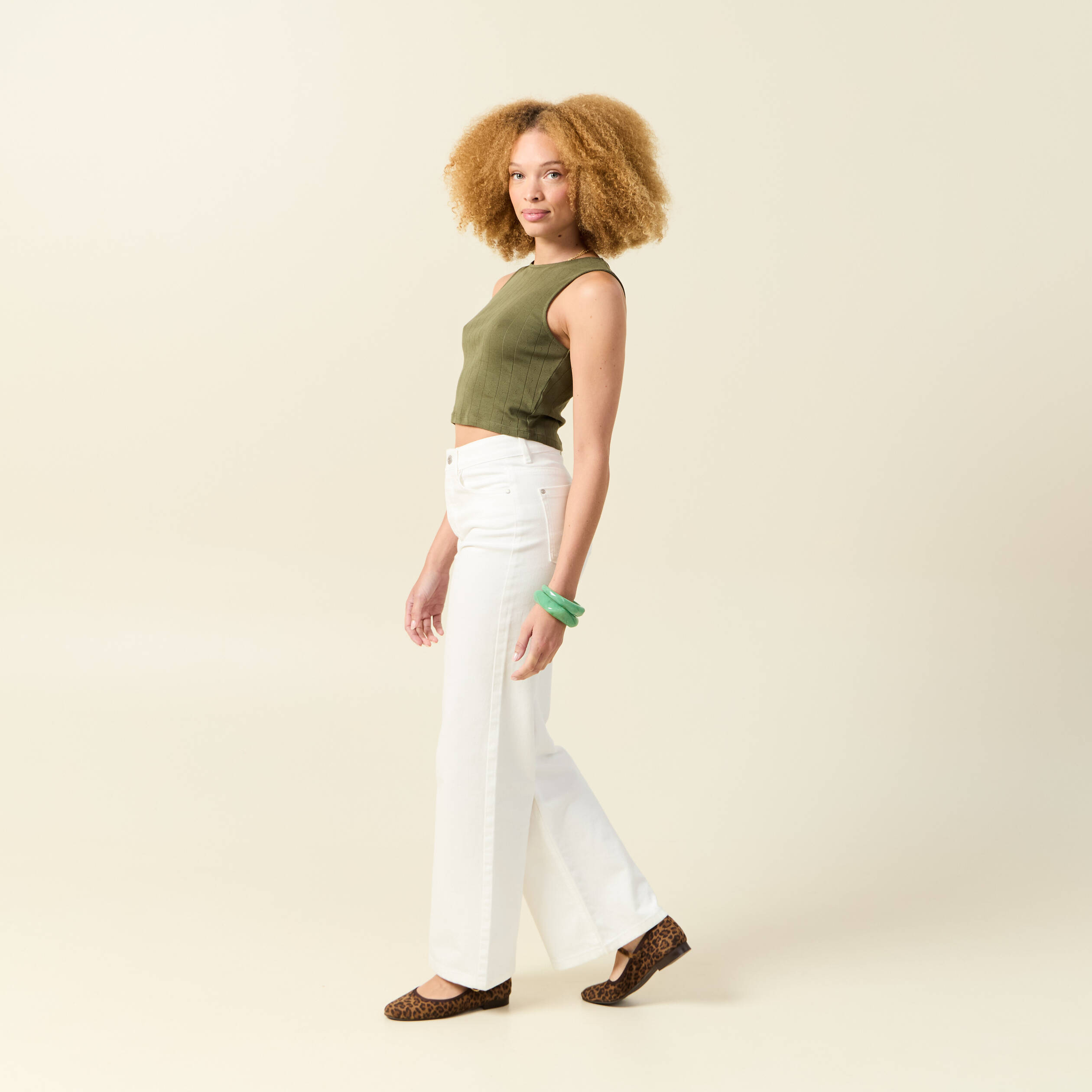 debardeur cropped col rond en coton vert kaki femme Débardeur cropped col rond en coton vert kaki femme