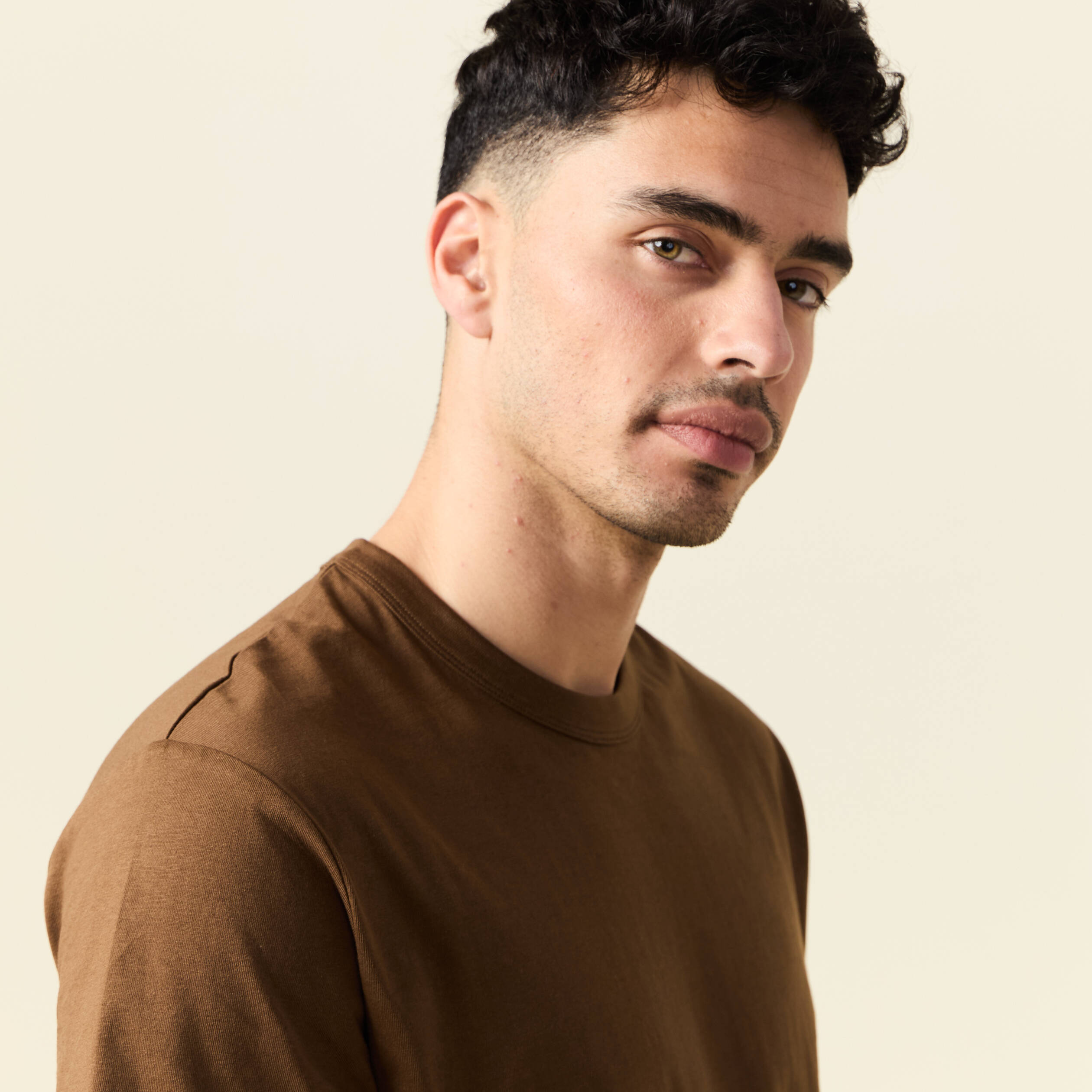 t shirt eco responsable marron homme T-shirt éco-responsable marron homme